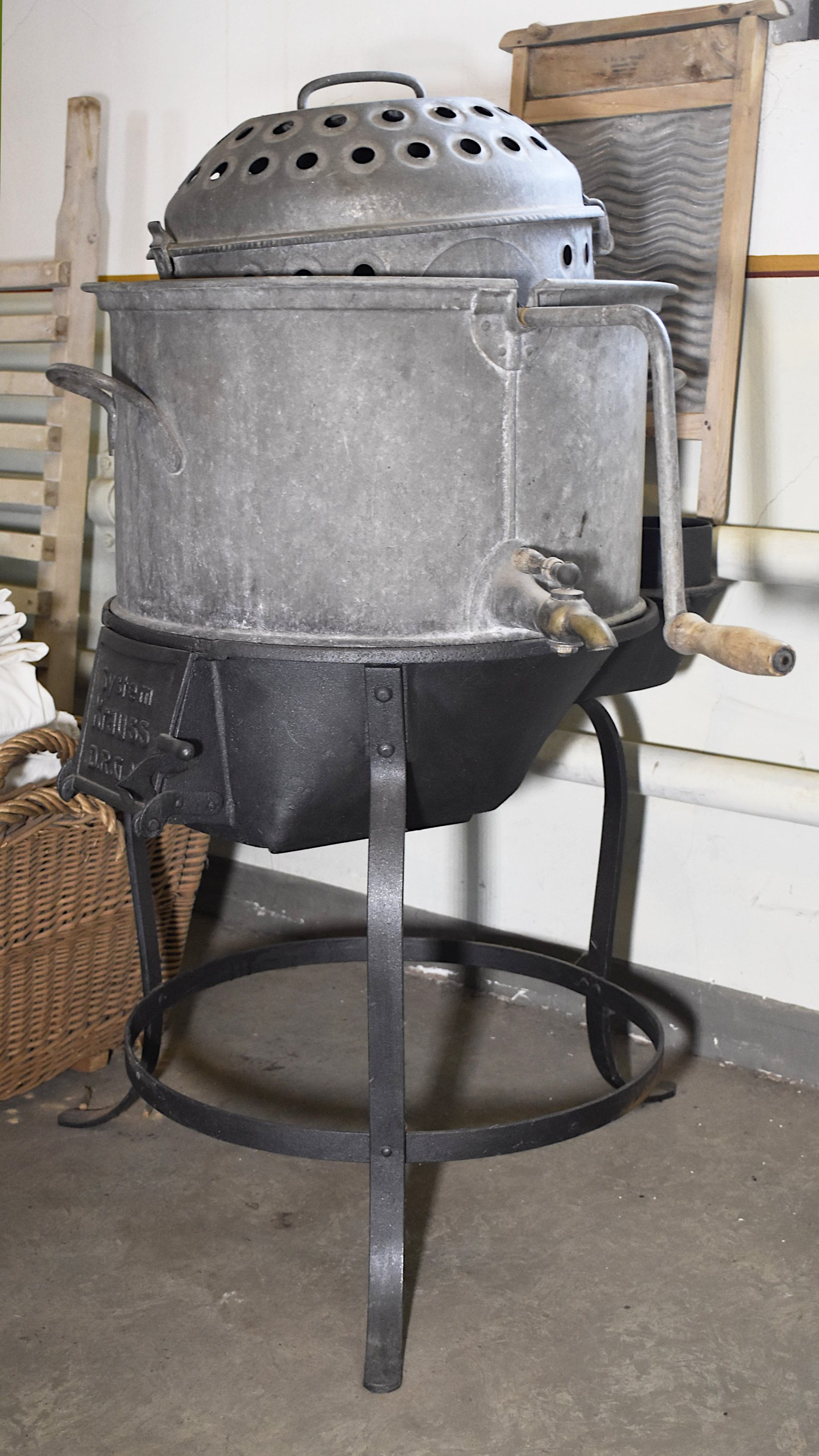 Volldampf Waschmaschine mit Kugeltrommel (Freilichtmuseum Roscheider Hof CC0)