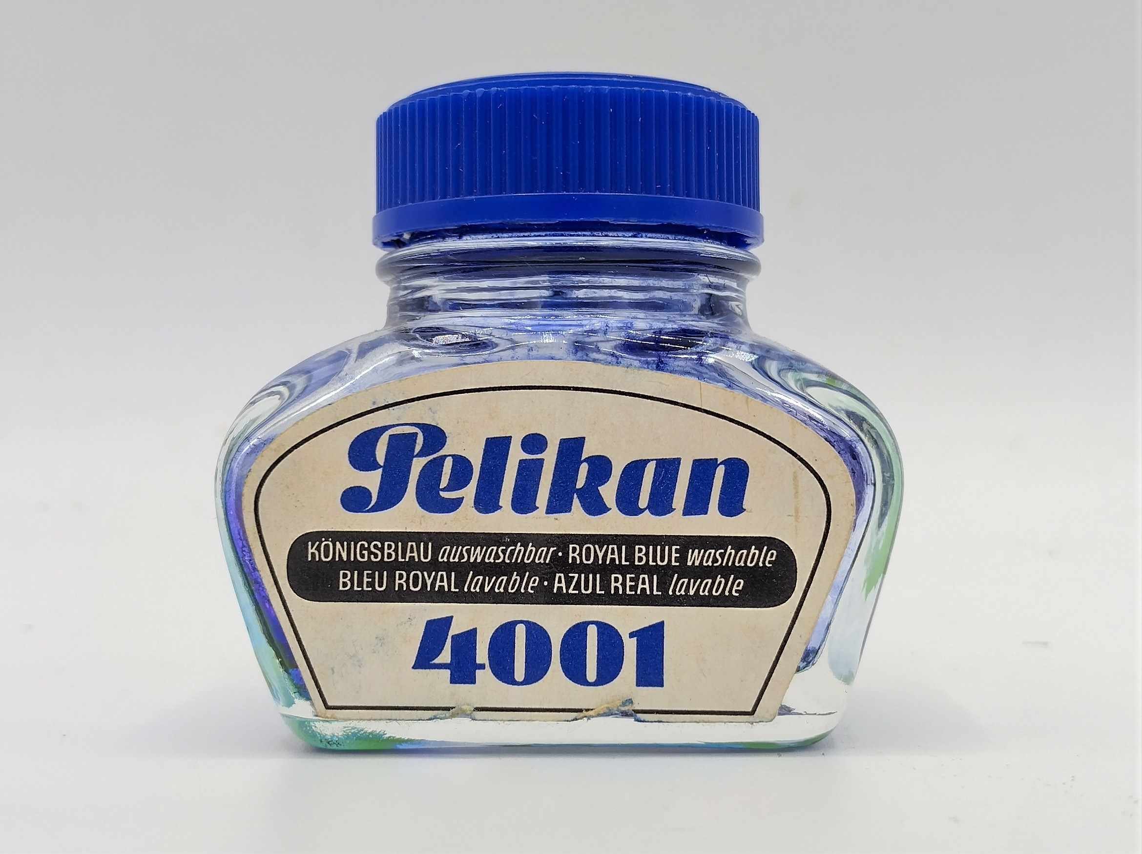 Pelikan Tinte 4001 Königsblau (Freilichtmuseum Roscheider Hof CC0)