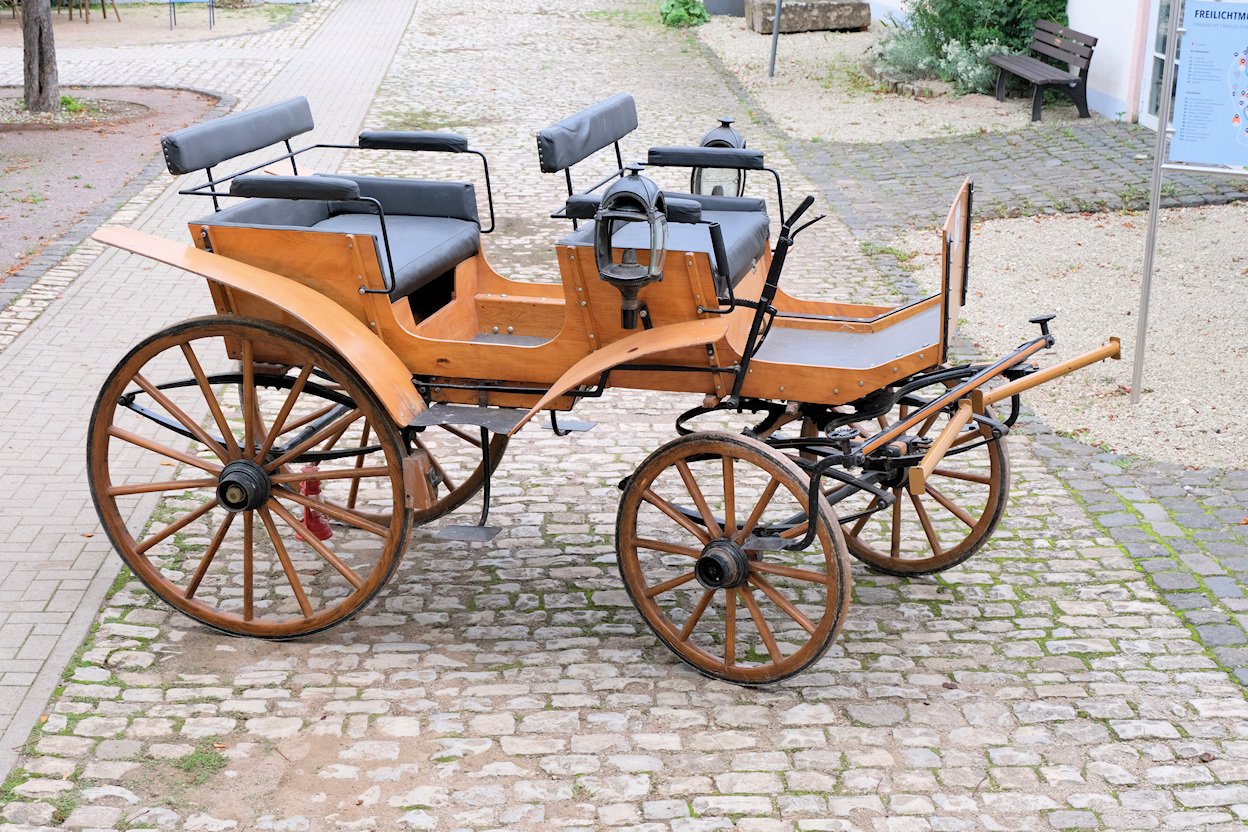 Pferdekutsche Typ Jagdwagen (Freilichtmuseum Roscheider Hof CC0)