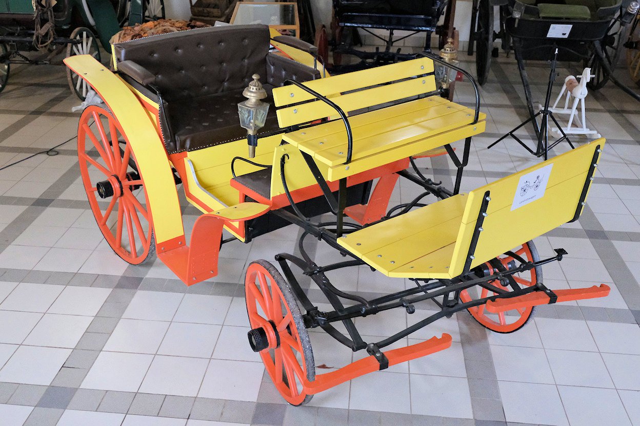 Zweispänniger "Landratswagen" (Freilichtmuseum Roscheider Hof CC0)