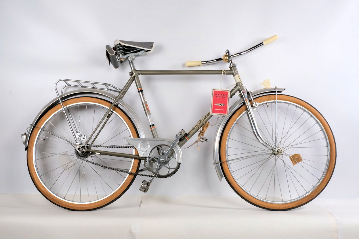 Fabrikneues Göricke Fahrrad (Freilichtmuseum Roscheider Hof CC0)