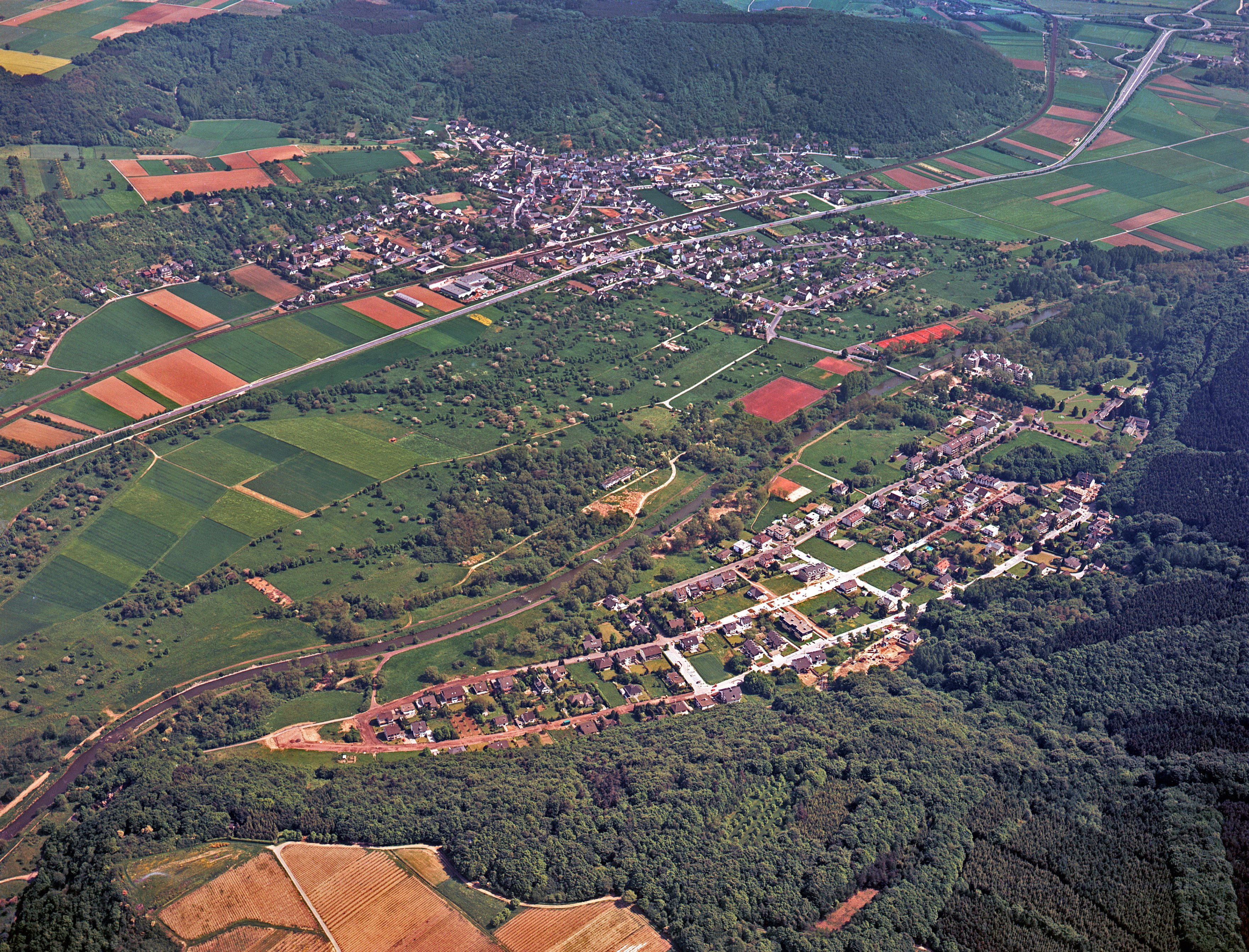 Luftbild Raum Sinzig – West mit Bad Bodendorf von 1964 (Aerofot Karl Hirblinger, Puchheim Public Domain Mark)