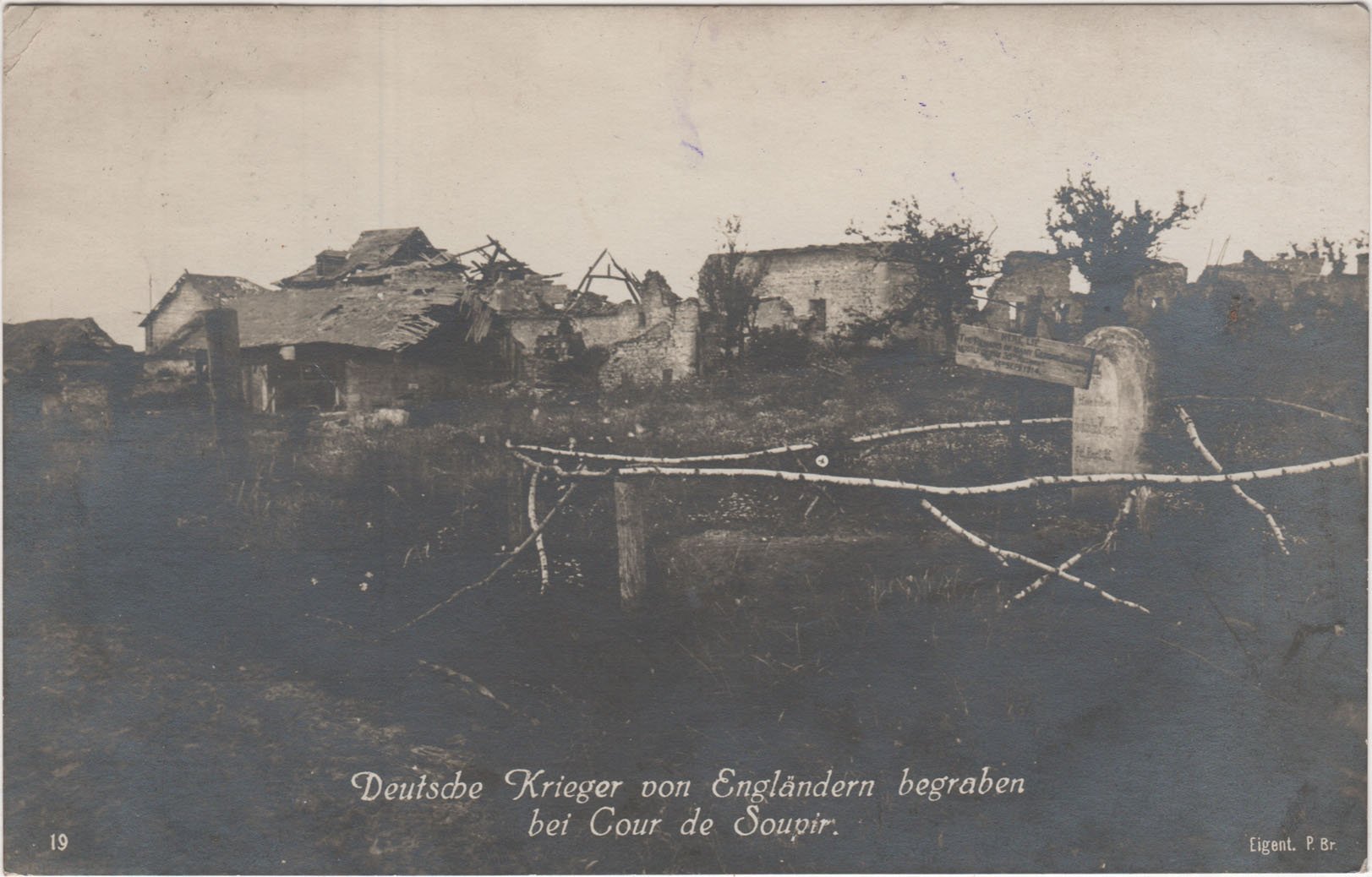 Deutsche Krieger von Engländern bei Cour de Soupir begraben (Heimatarchiv Bad Bodendorf CC BY-NC-SA)
