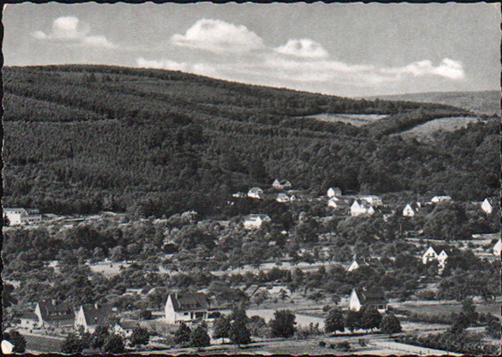 Ansichtskarte Blick vom Reisberg ins Kurviertel (Heimatarchiv Bad Bodendorf CC BY-NC-SA)
