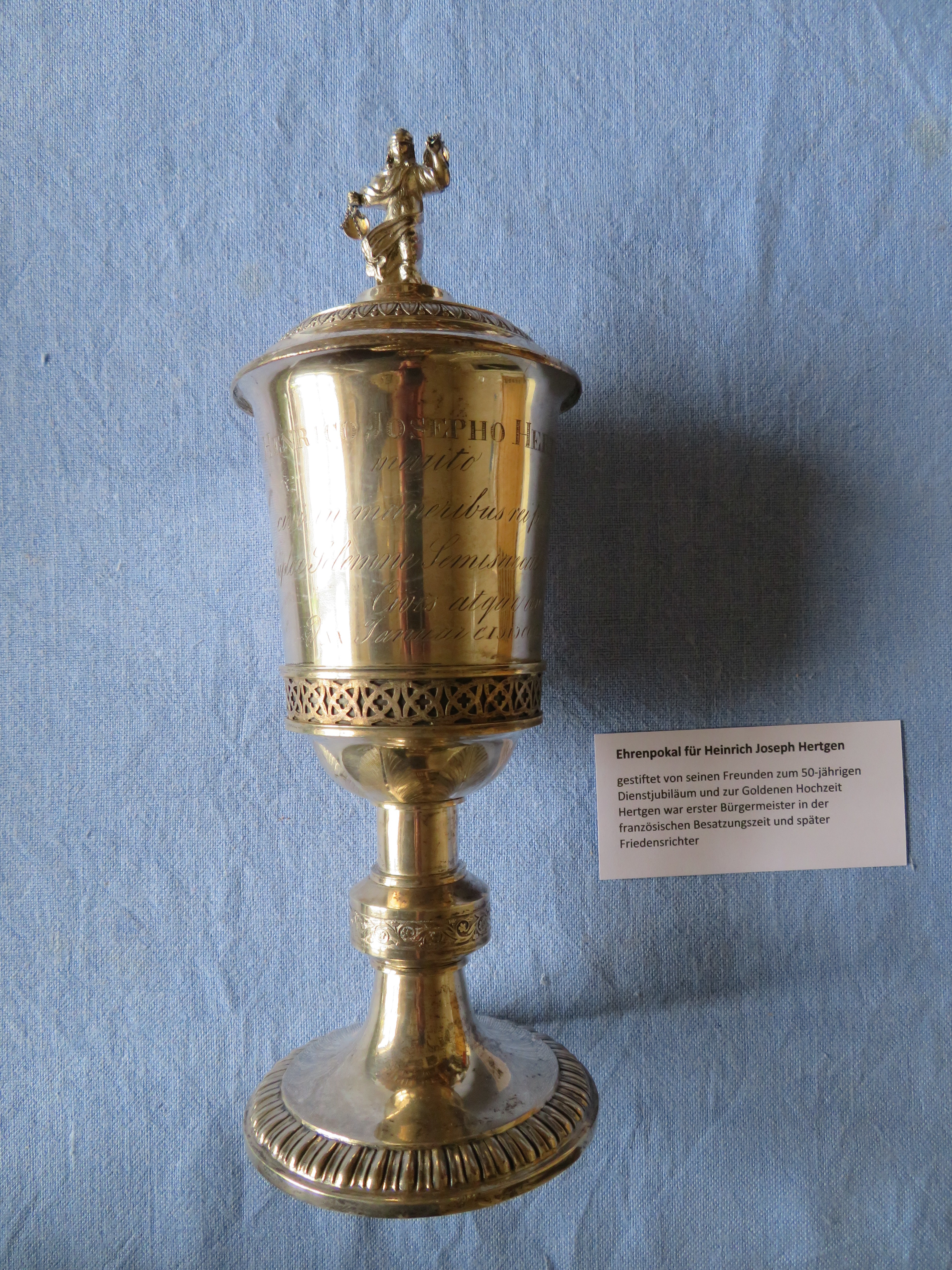 Ehrenpokal für Heinrich Joseph Hertgen (Heimatmuseum Schloss Sinzig CC BY-NC-SA)