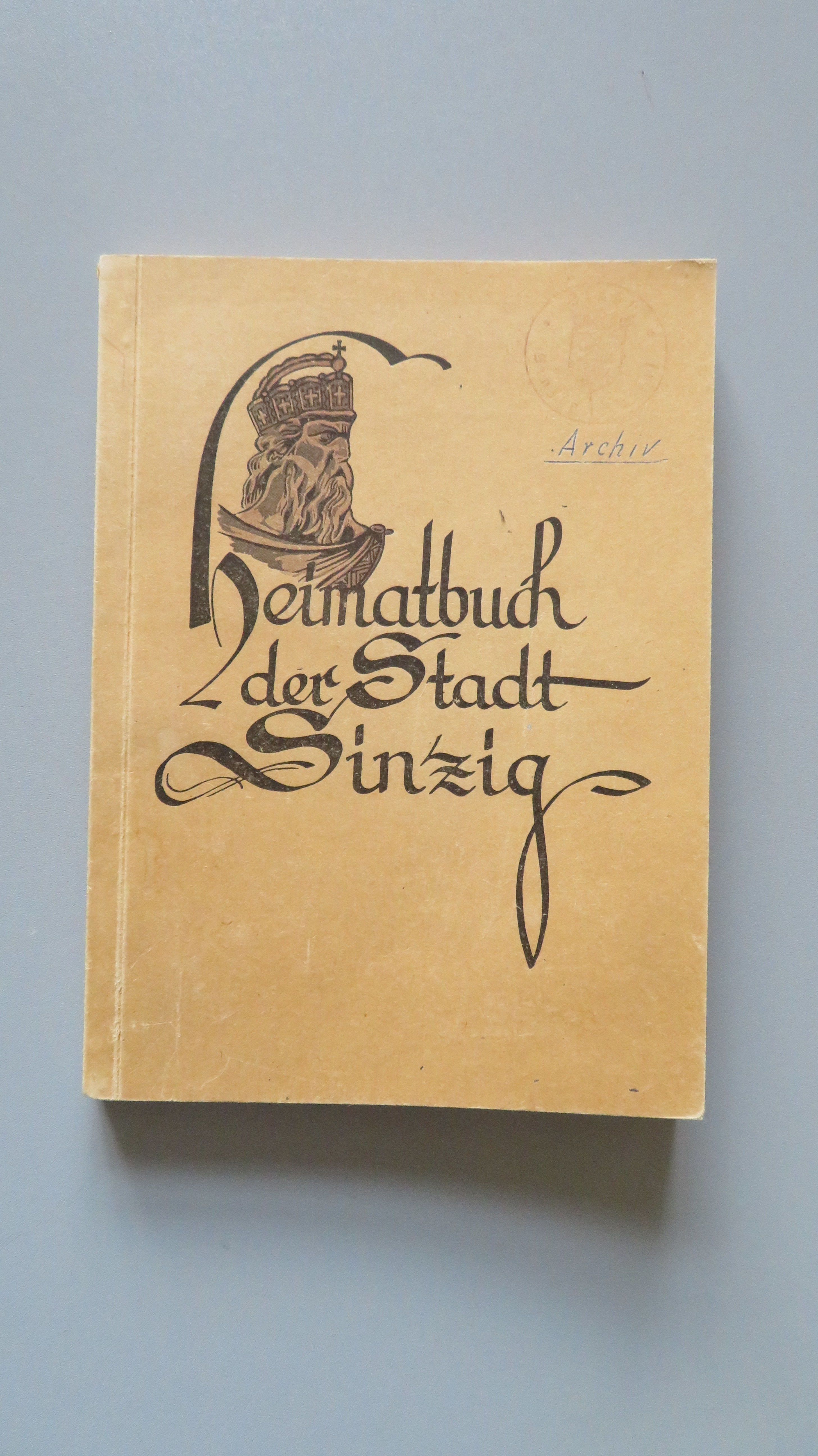 Heimatbuch der Stadt Sinzig (Heimatmuseum Schloss Sinzig CC BY-NC-SA)
