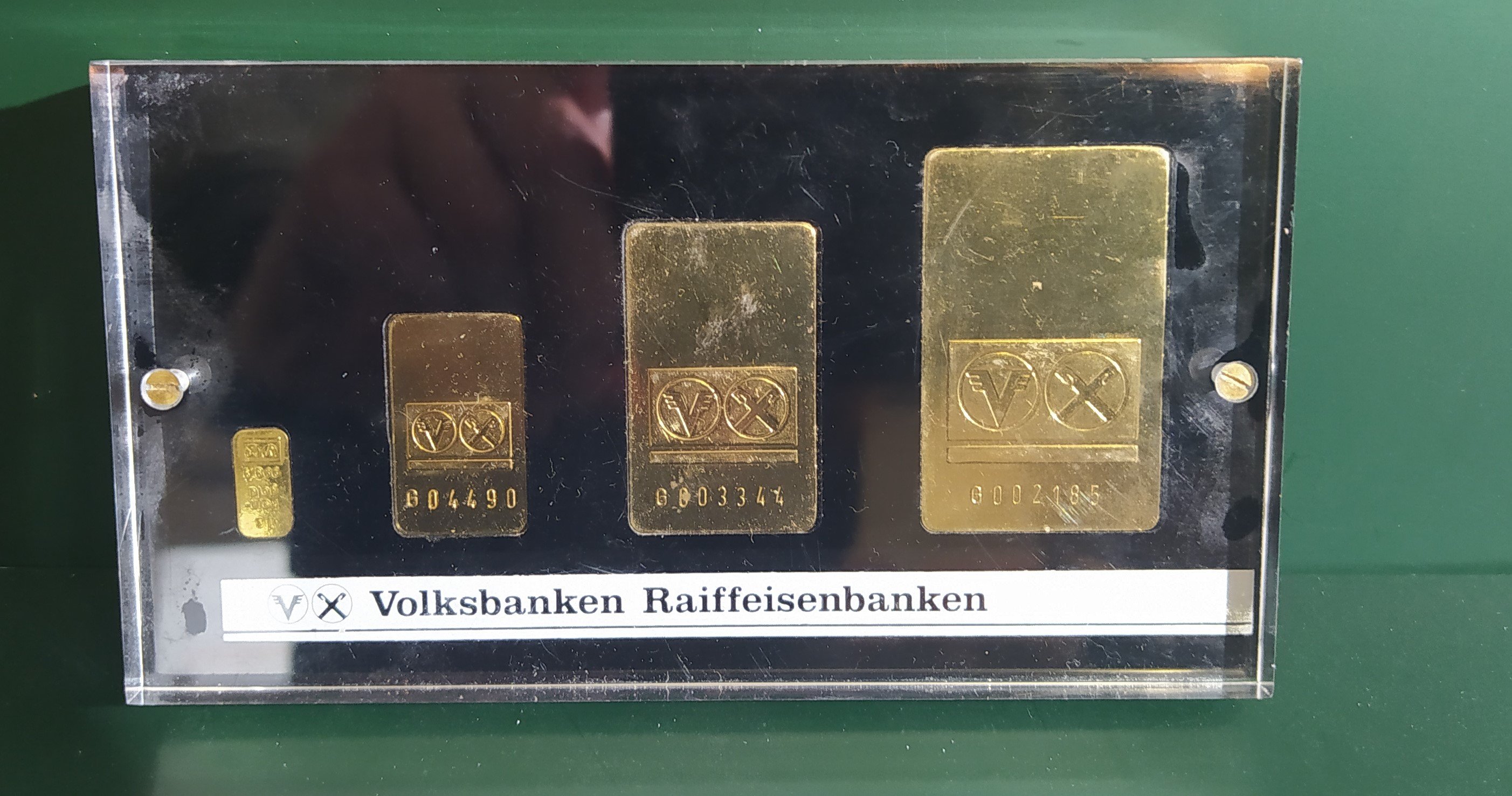 Gold - Attrappen für Werbung (HKK CC BY-NC-SA)