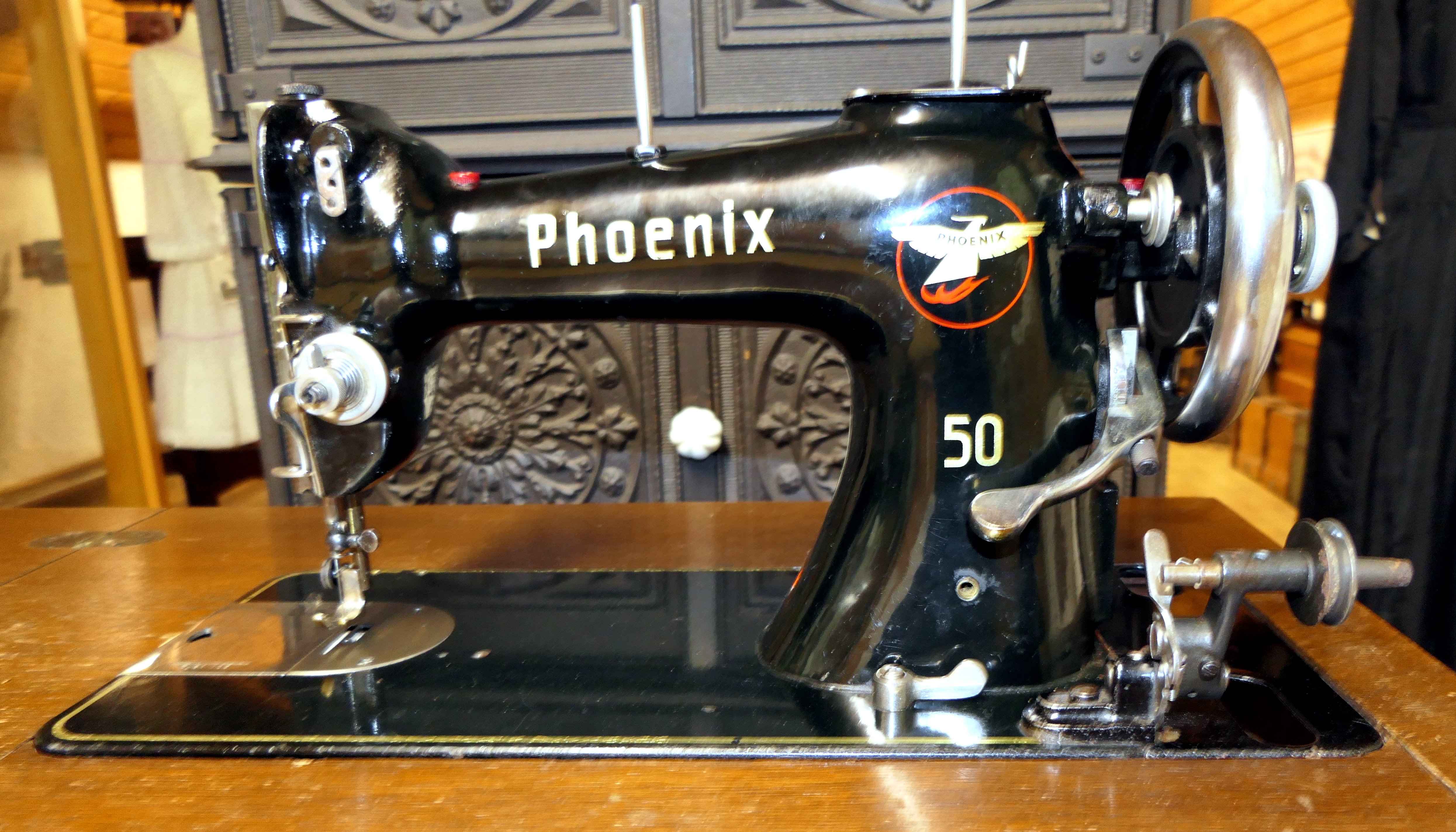 Phoenix Nähmaschine (HKK CC BY-NC-SA)