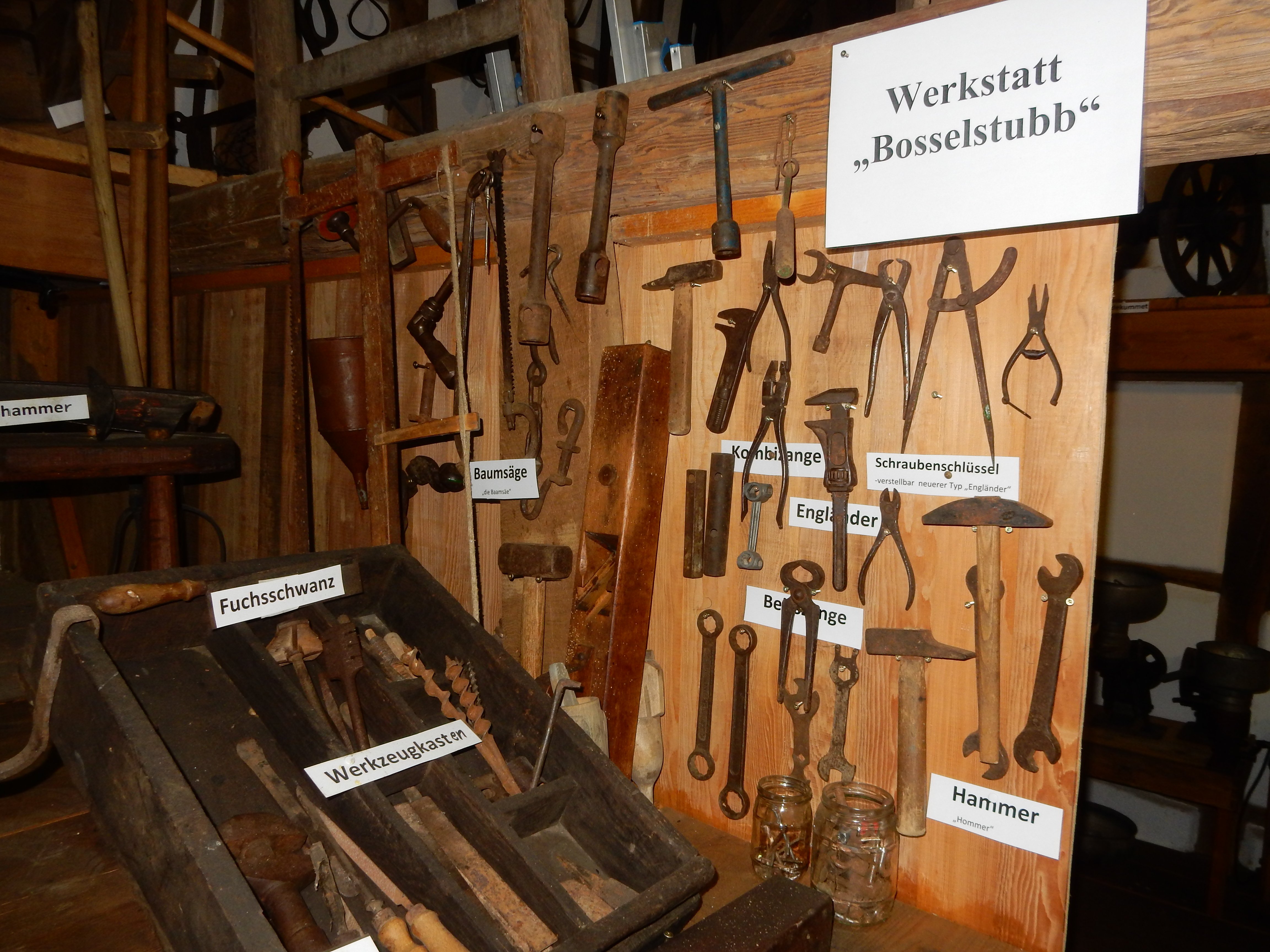 Werkzeuge der Landwirtschaft "Bosselstubb" (Einrichmuseum CC BY-NC-SA)
