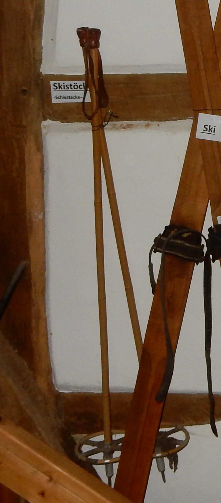 Skistöcke (Paar) (Einrichmuseum CC BY-NC-SA)