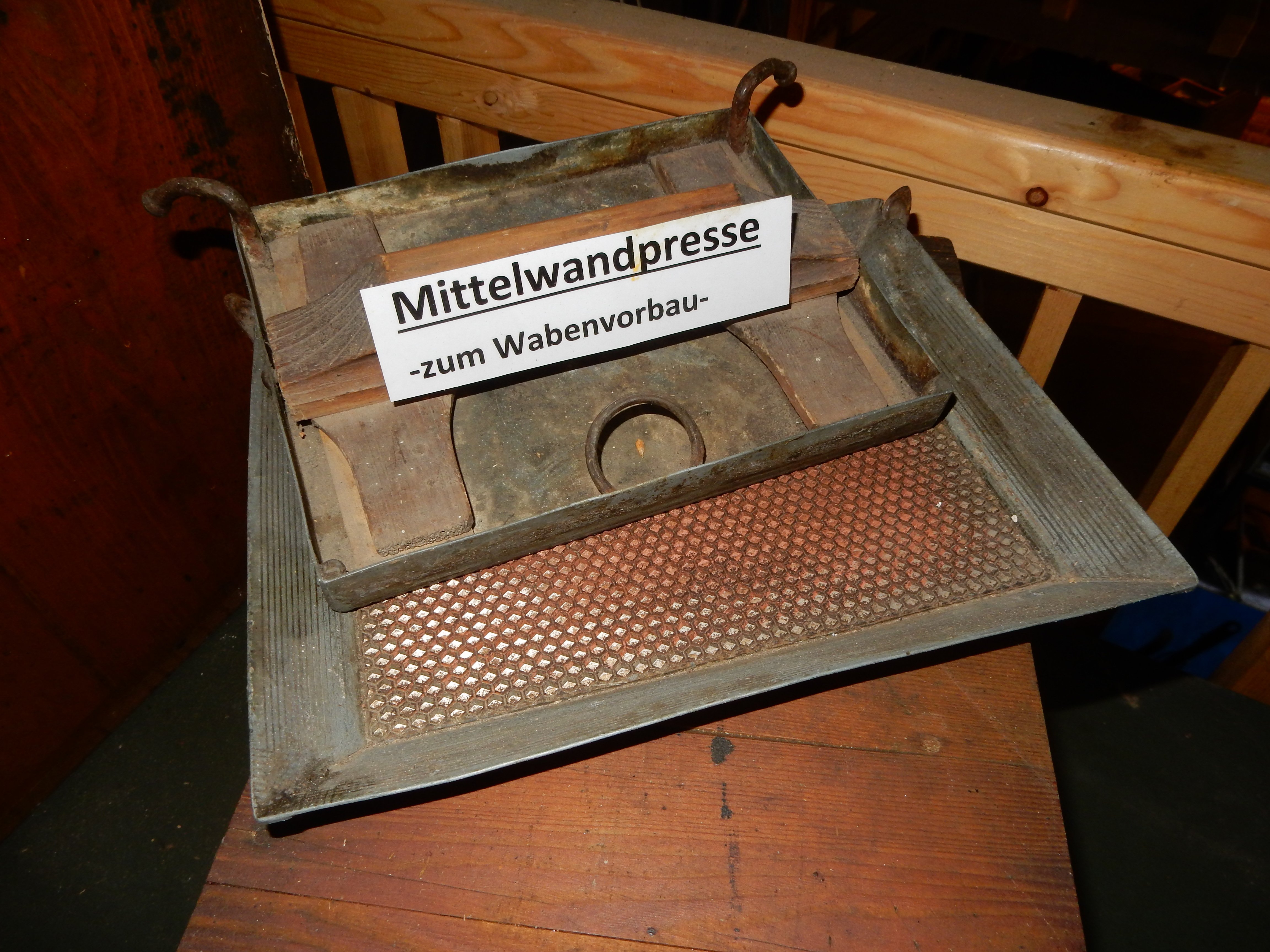 Mittelwandpresse für Honig (Einrichmuseum CC BY-NC-SA)