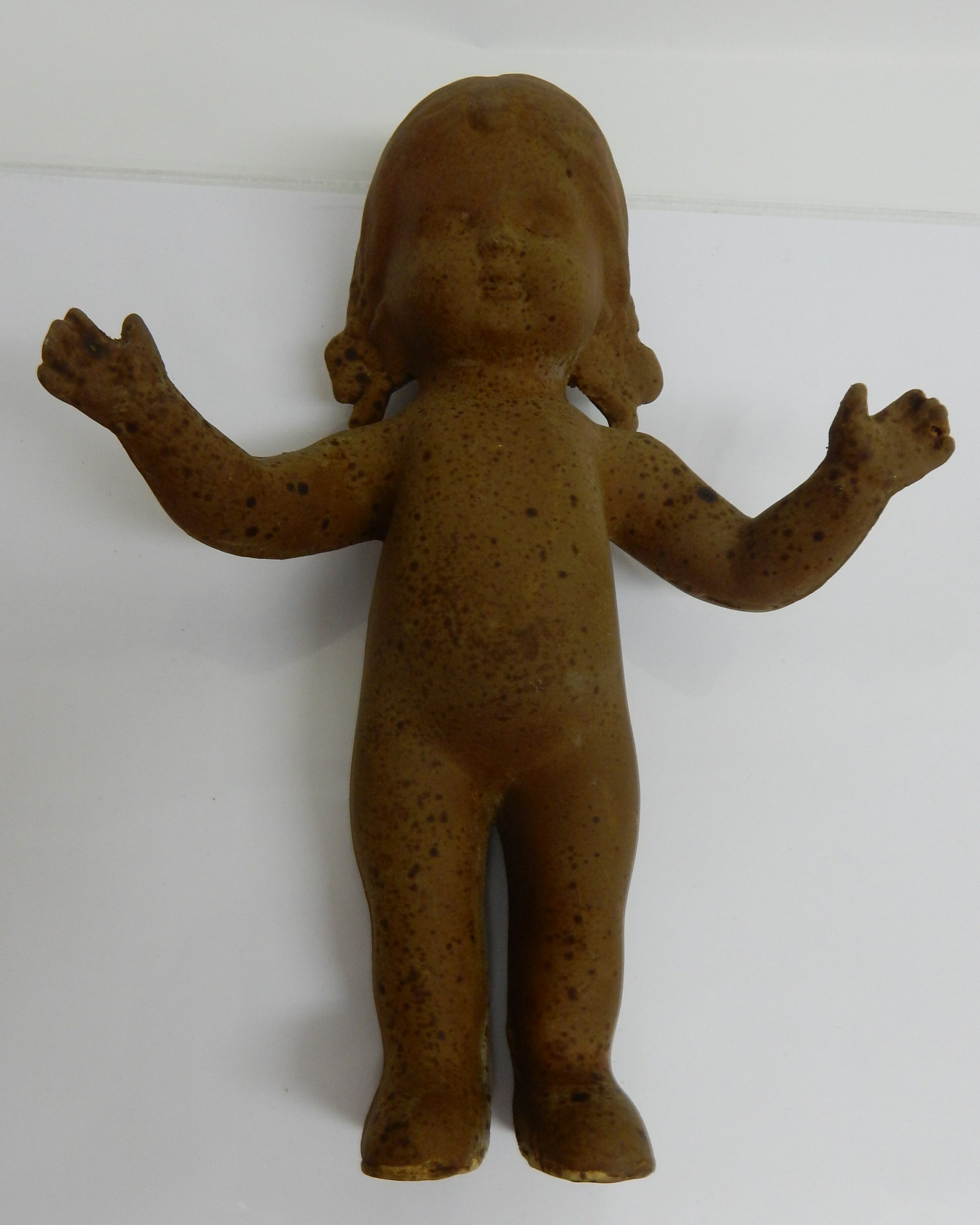 Konvolut Spielzeug: Tonpuppe (Museumsverein Einrich e.V. CC BY-NC-SA)