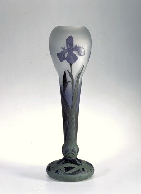 Vase mit Schwertlilien (GDKE - Landesmuseum Mainz CC BY-NC-SA)