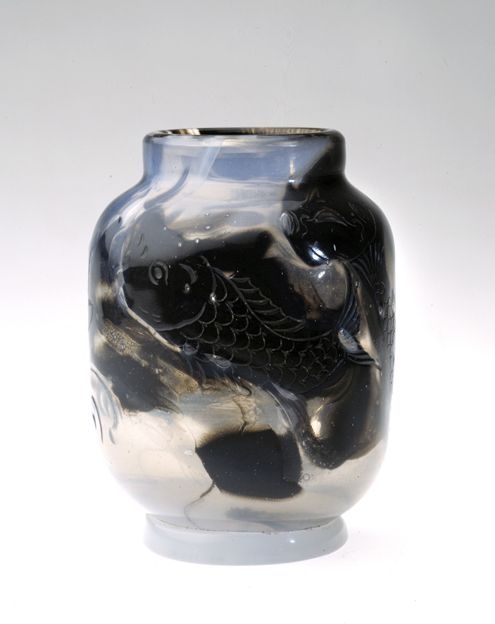 Vase mit Karpfen (GDKE - Landesmuseum Mainz CC BY-NC-SA)