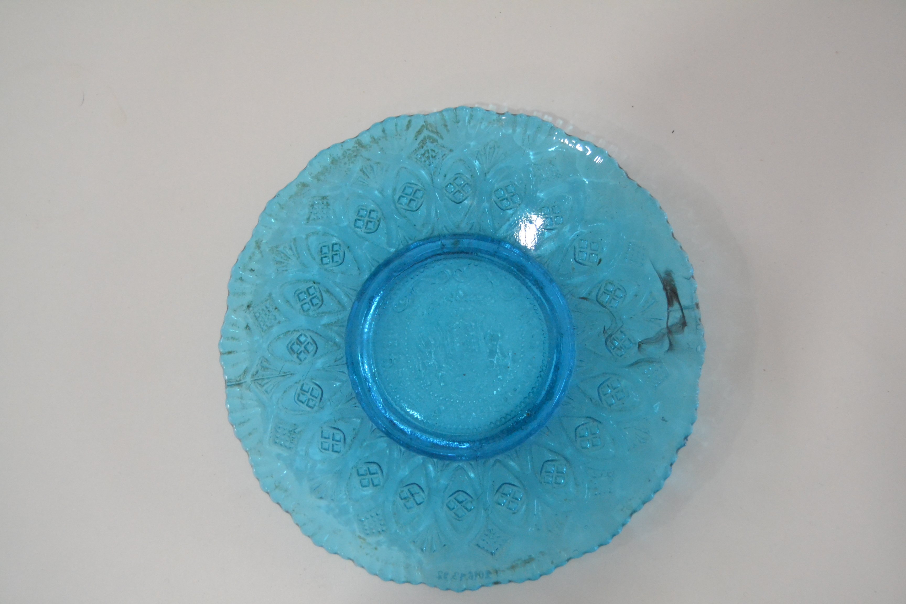 Üveg tányér (Kallós Zoltán Alapítvány CC BY-NC-SA)