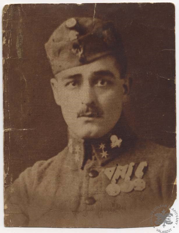 Kallós Zoltán édesapja, mint katona (Kallós Zoltán Néprajzi Gyűjtemény CC BY-NC-SA)