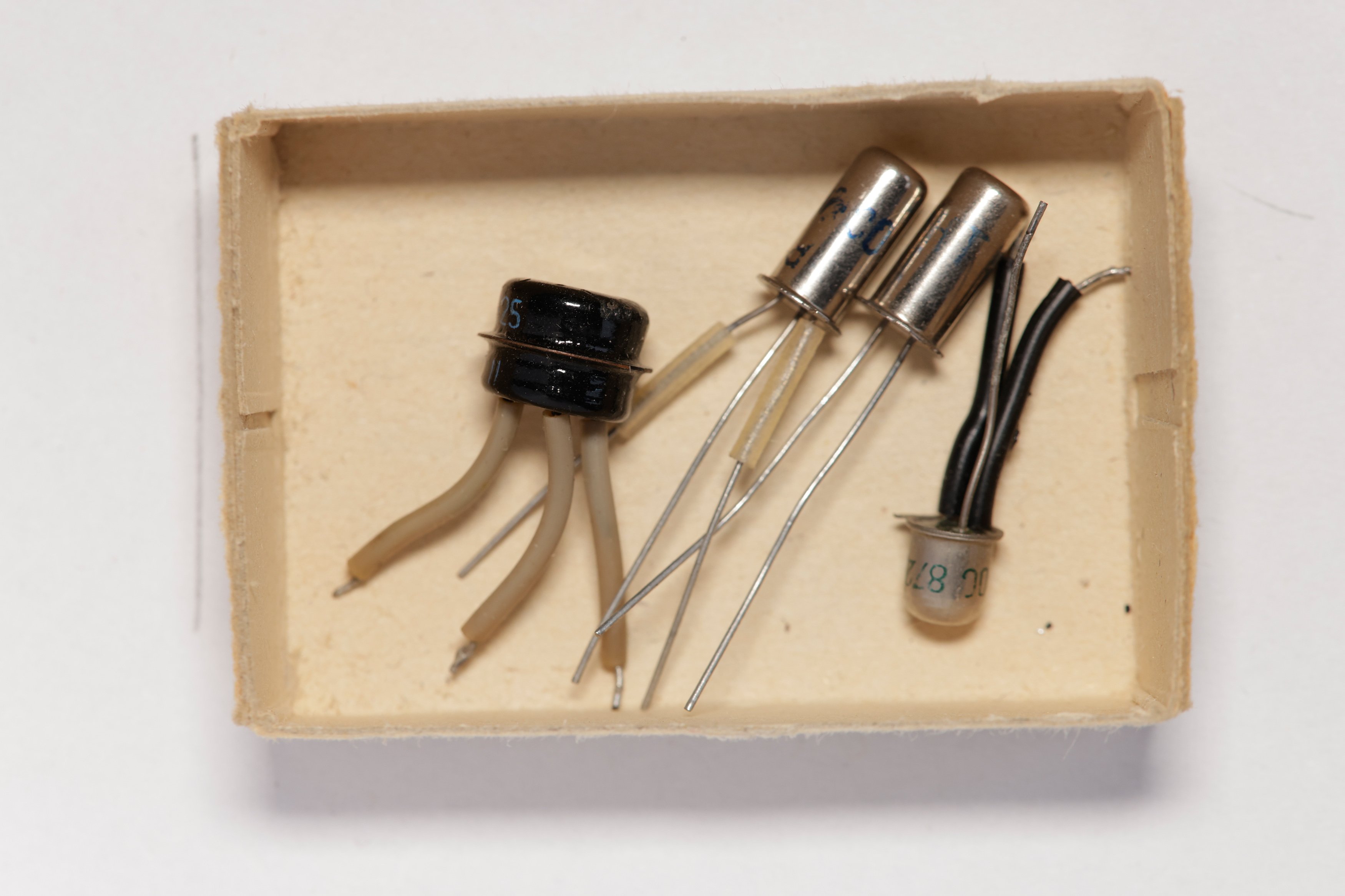 Transistor OC 870 (ZCOM Zuse-Computer-Museum CC0)