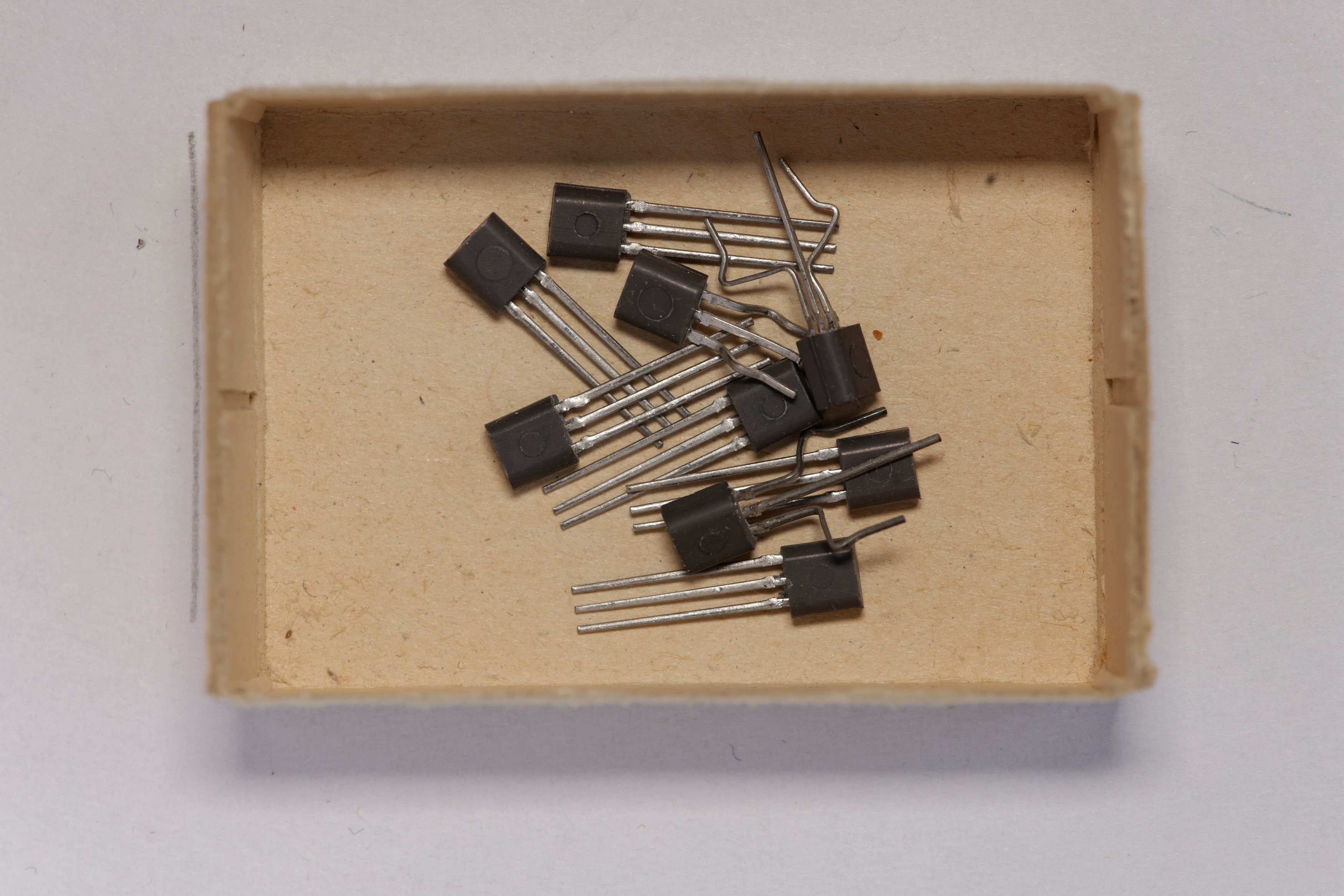 Transistor SF216 (ZCOM Zuse-Computer-Museum CC0)