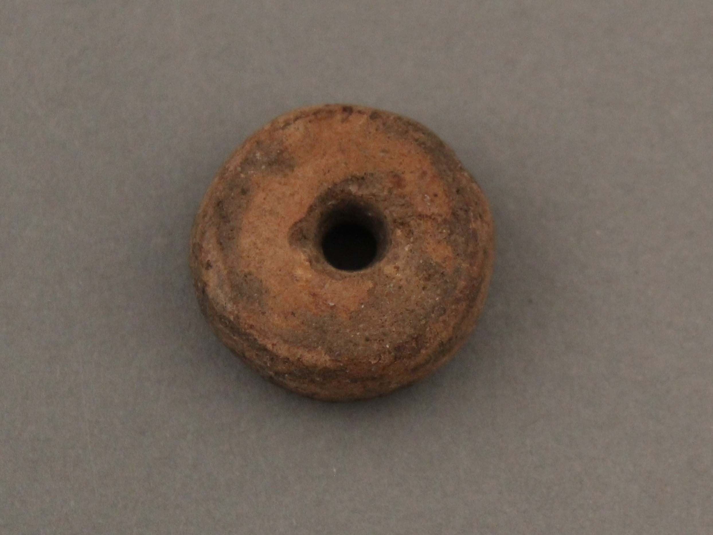 Miniatur-Tonrad (Karrasburg Museum Coswig CC BY-NC-SA)