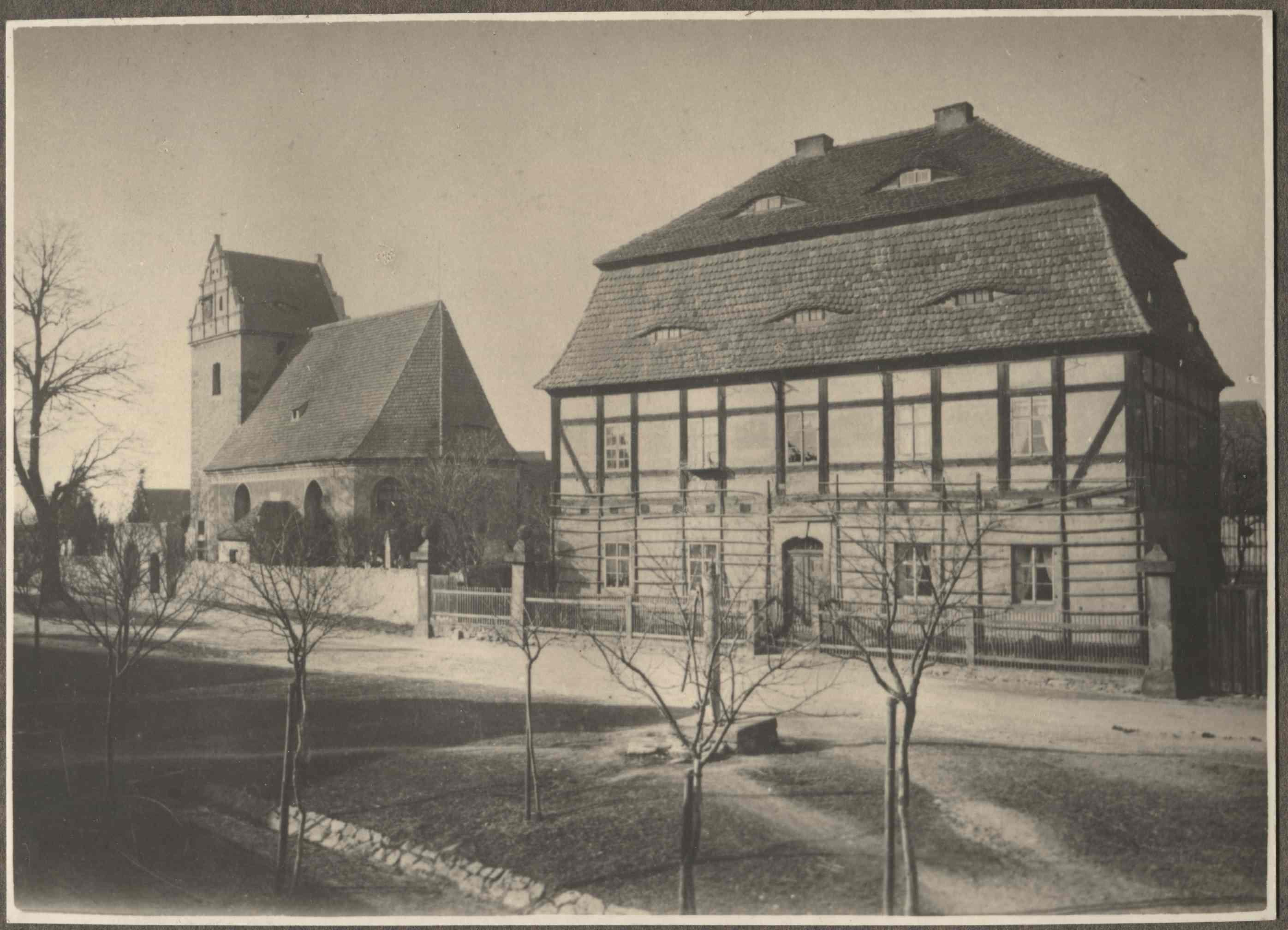 Alte Kirche und altes Pfarrhaus Coswig (Karrasburg Museum Coswig CC BY-NC-SA)