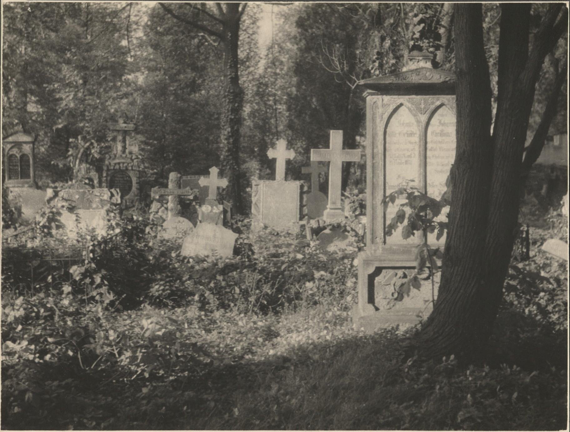 Friedhof an der Alten Kirche (Karrasburg Museum Coswig CC BY-NC-SA)