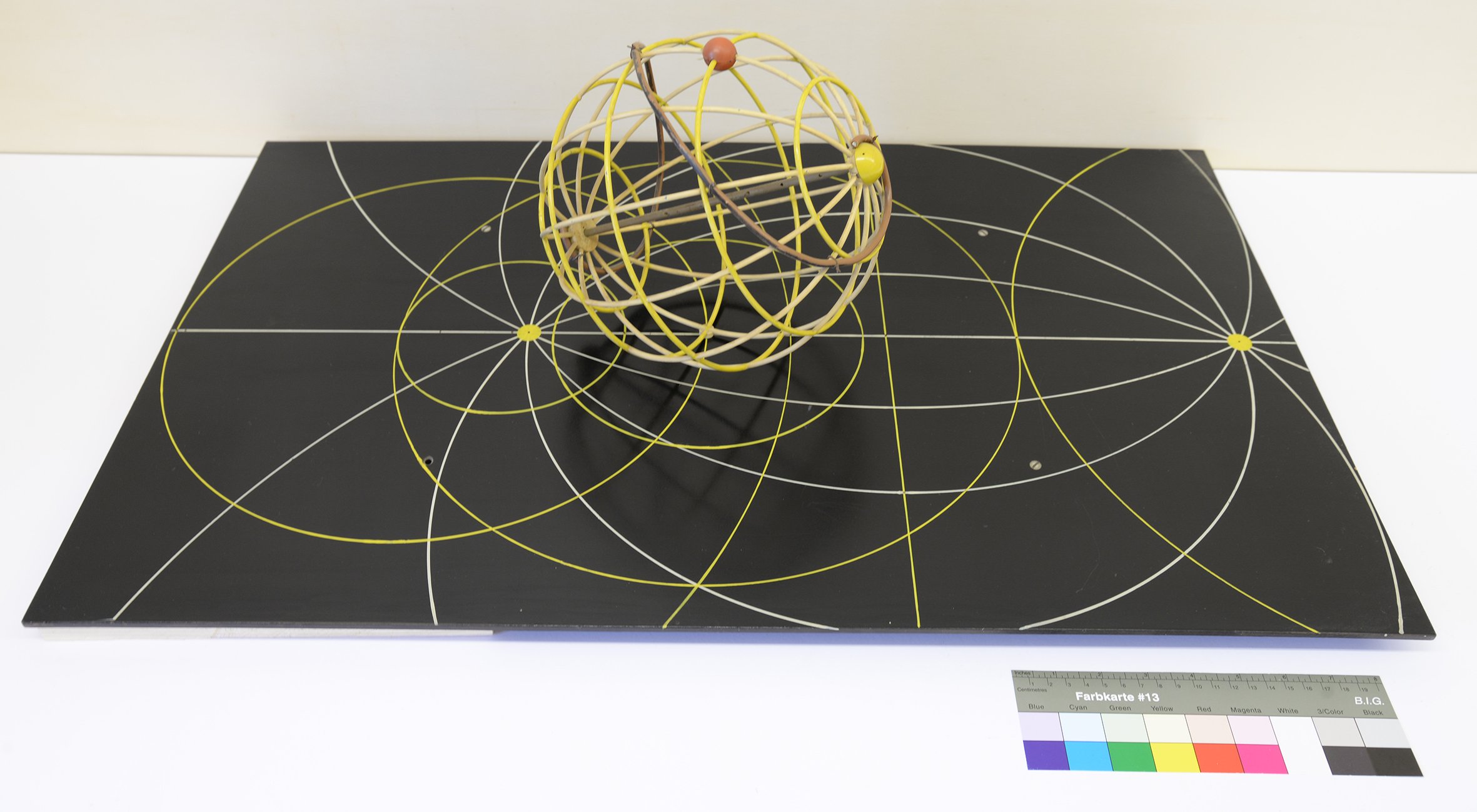 Stereographische Projektion des Gradnetzes der Erdkugel (TU Bergakademie Freiberg CC BY-NC-SA)