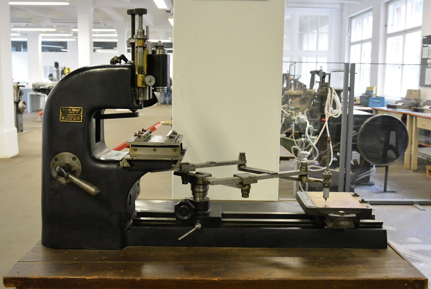 Graviermaschine mit Pantograph (Museum für Druckkunst Leipzig CC BY-NC-SA)