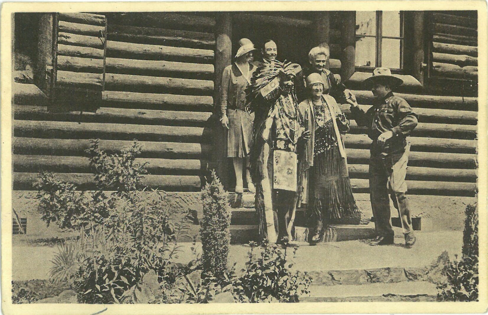 Big Chief White Eagle mit seiner Frau im KMM, 18.Juni 1929 (Karl-May-Museum gGmbH RR-R)