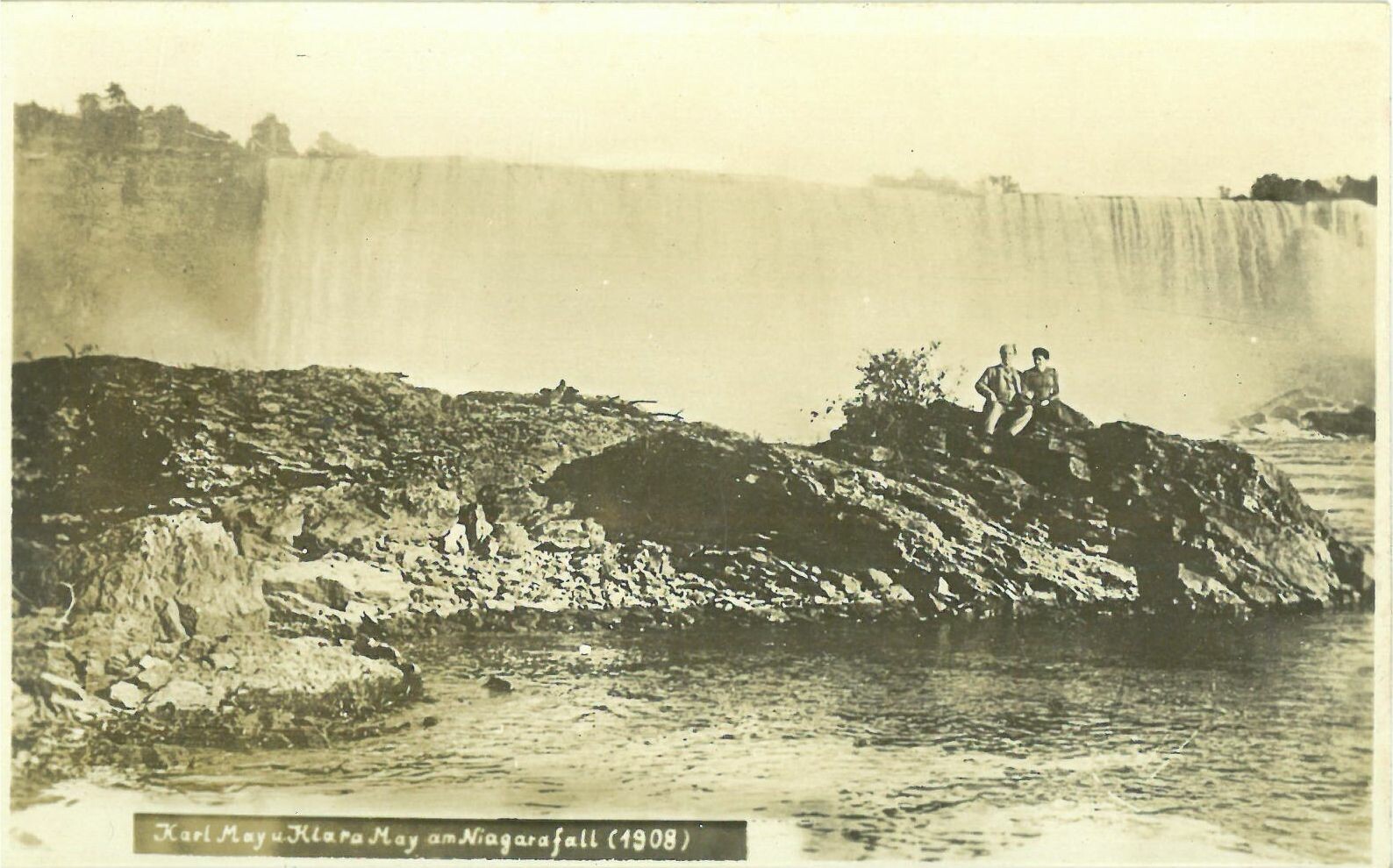 Karl May Karte; Karl May und Klara am Niagarafall (1908) (Karl-May-Museum gGmbH RR-R)