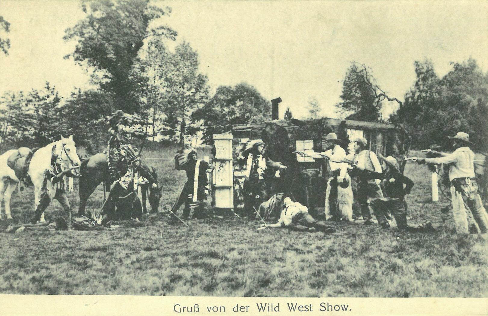 Wild West Show der Deer Family; Gruppenbild Kampfszene (Karl-May-Museum gGmbH RR-R)