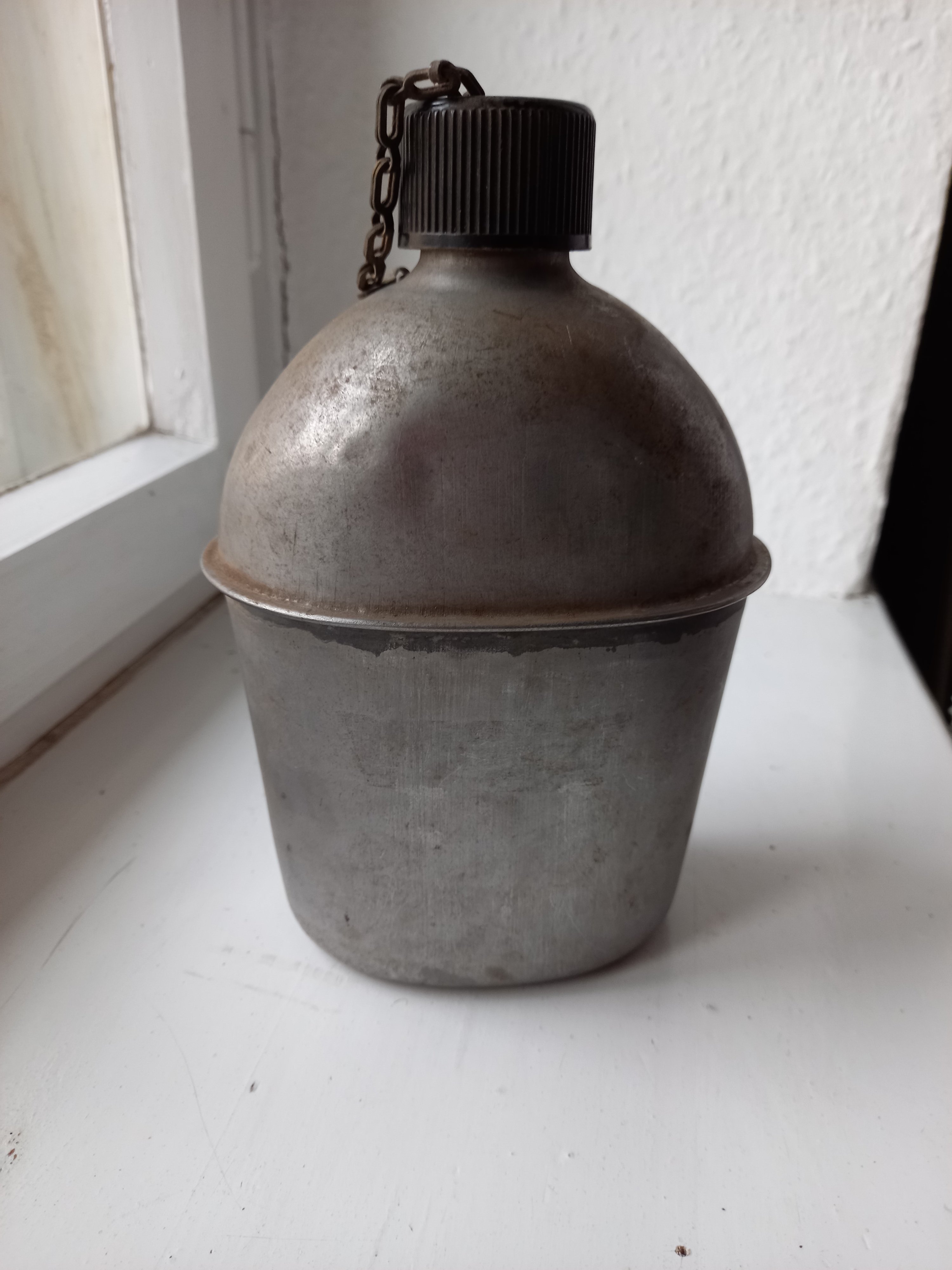 Metalltrinkflasche 2. Weltkrieg (Heimatverein Borsdorf CC BY-NC-SA)