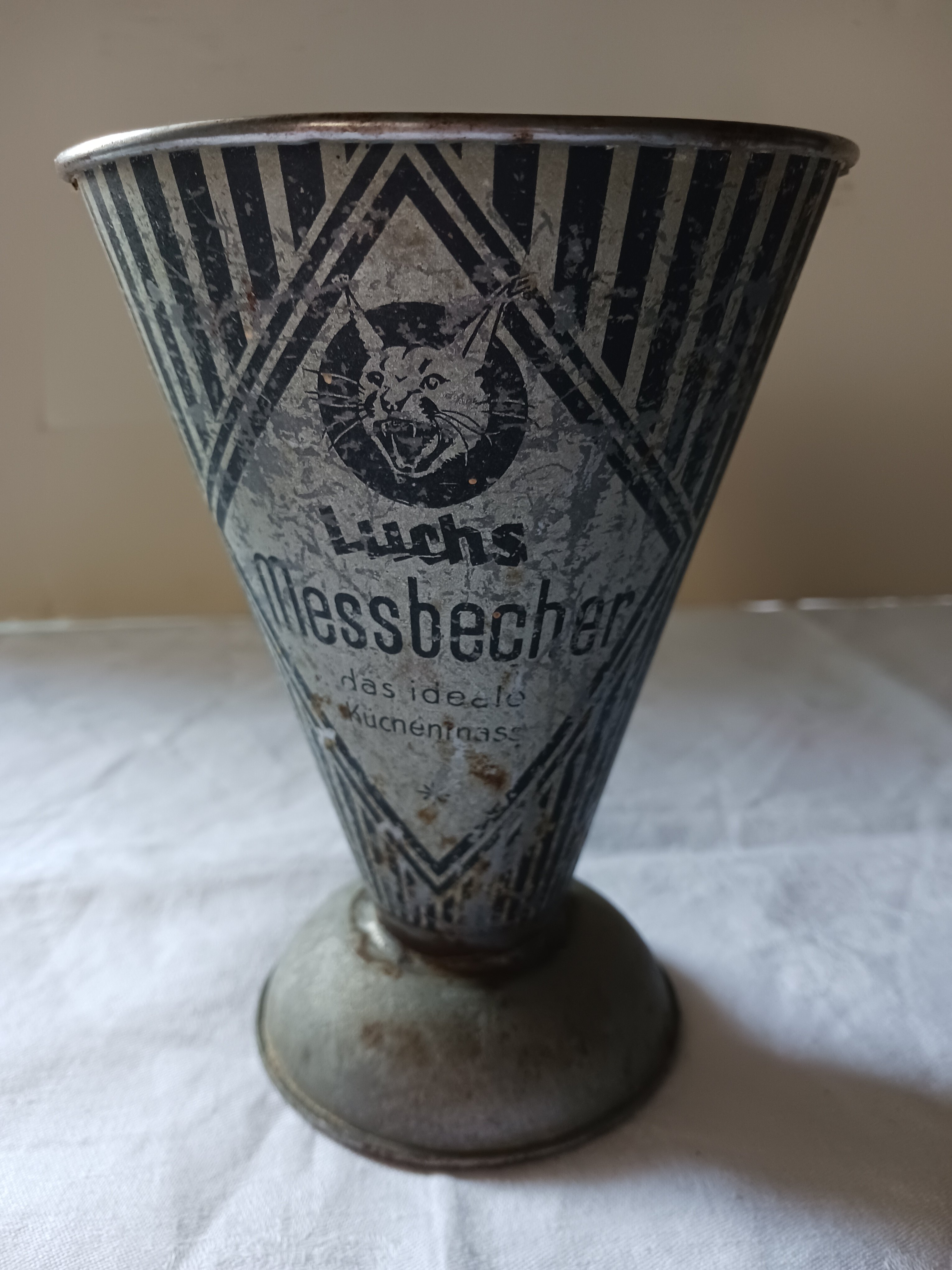 Messbecher der Firma "Luchs" (Heimatverein Borsdorf CC BY-NC-SA)