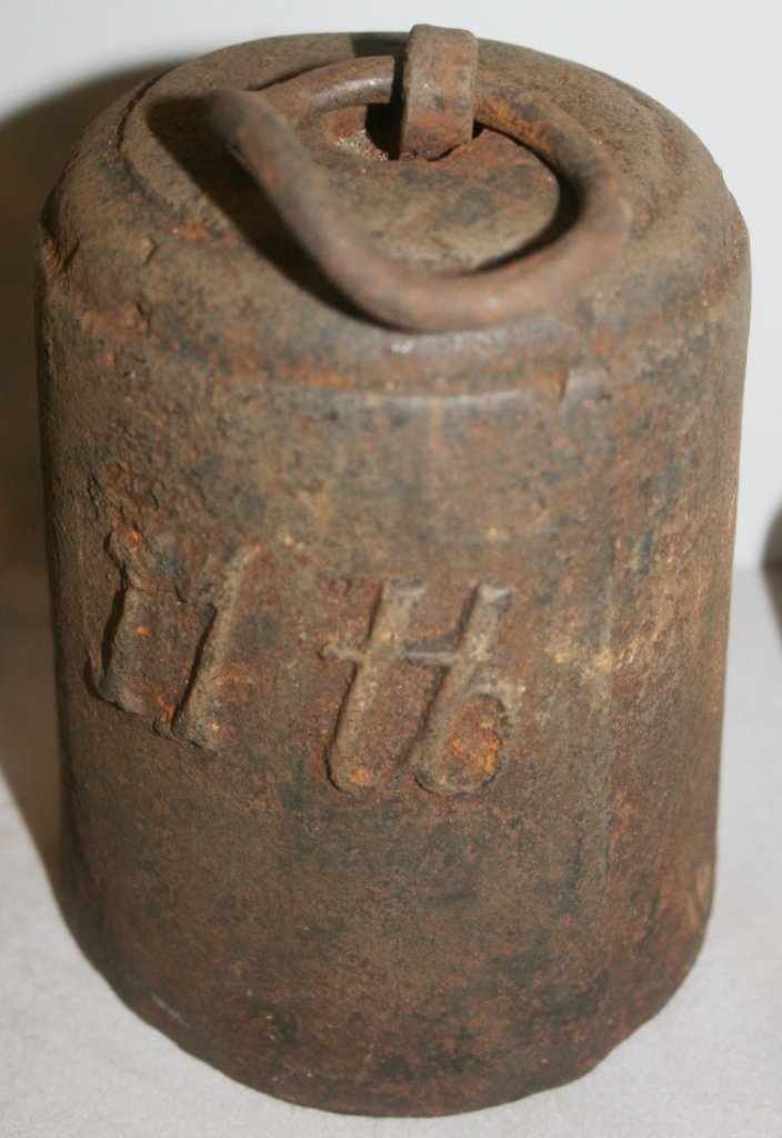 Eisengewicht 11 Pfund (Stadt- und Waagenmuseum Oschatz CC BY-NC-SA)