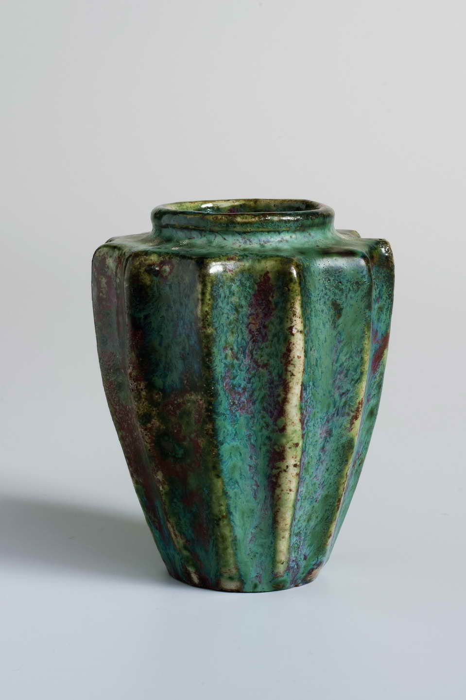 Kleine gerippte Vase (Museum Bautzen – Muzej Budyšin CC BY-NC-SA)