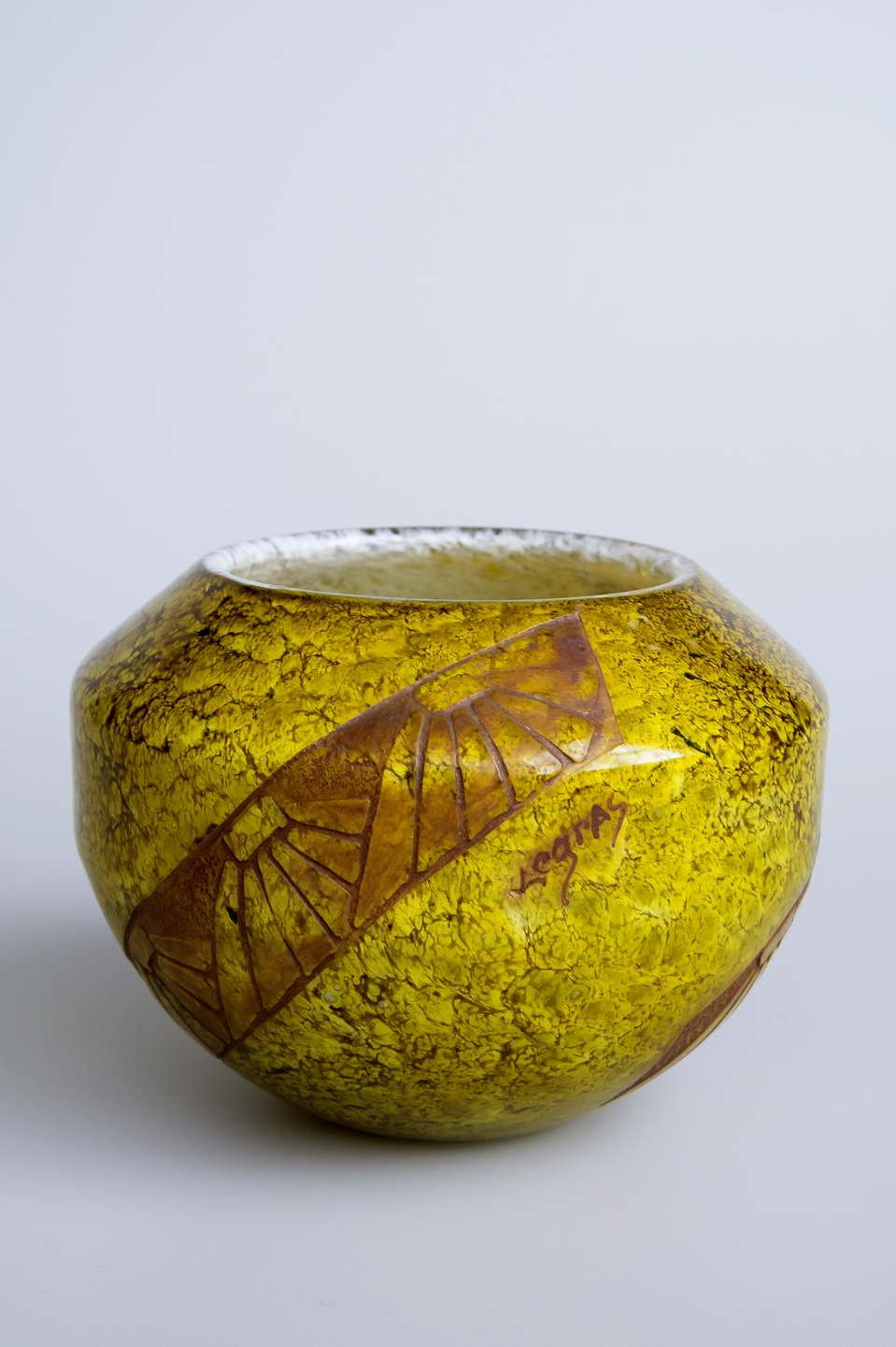 Vase mit Strahlendekor (Museum Bautzen – Muzej Budyšin CC BY-NC-SA)