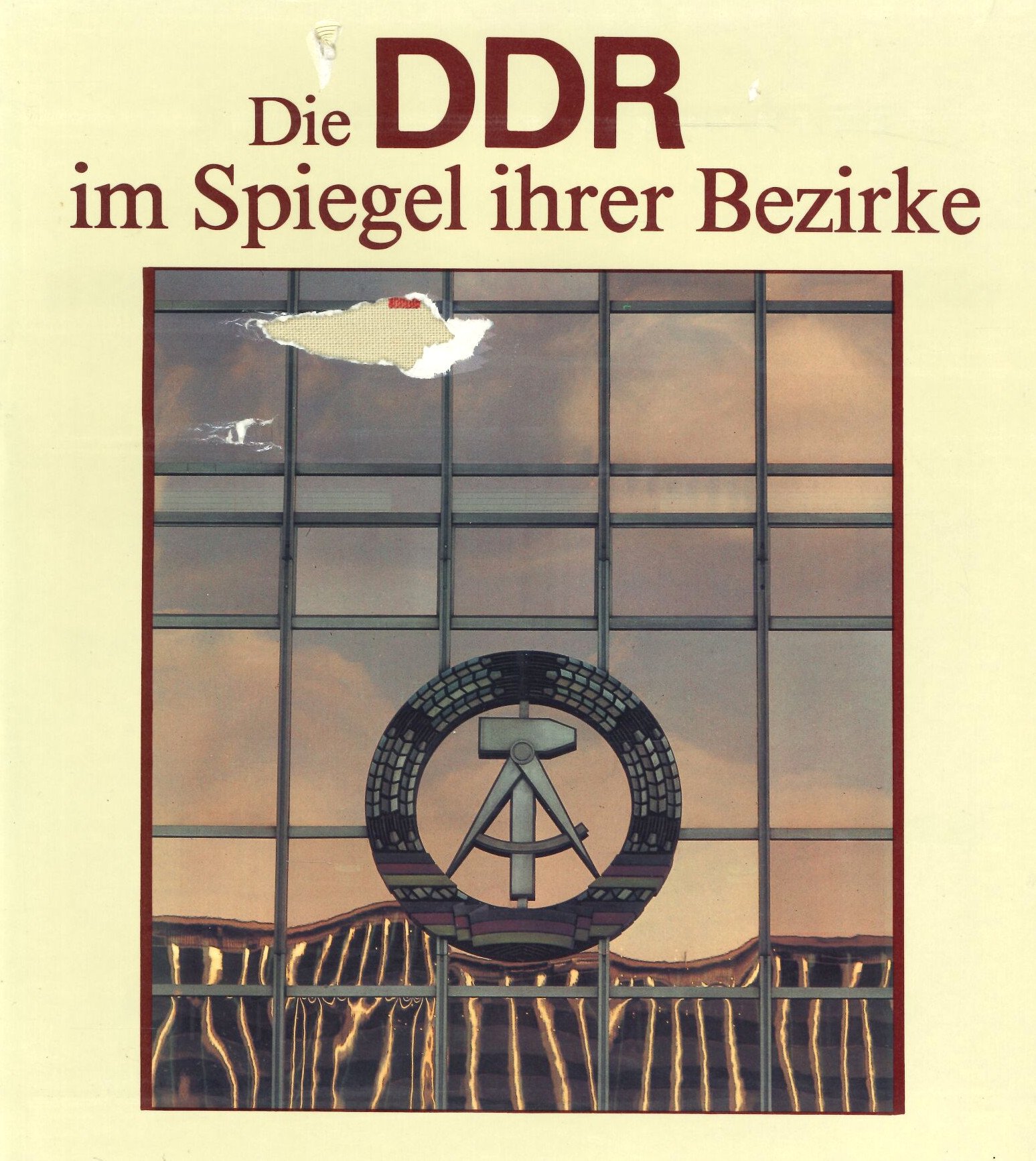 Die DDR im Spiegel ihrer Bezirke (Feuerwehrmuseum Grethen CC BY-NC-SA)