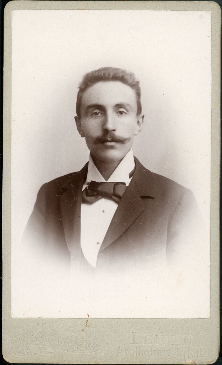 Fotografie von Herman H. ter Meer (25 jährig) (Archiv Naturkundemuseum Leipzig CC BY-NC-SA)