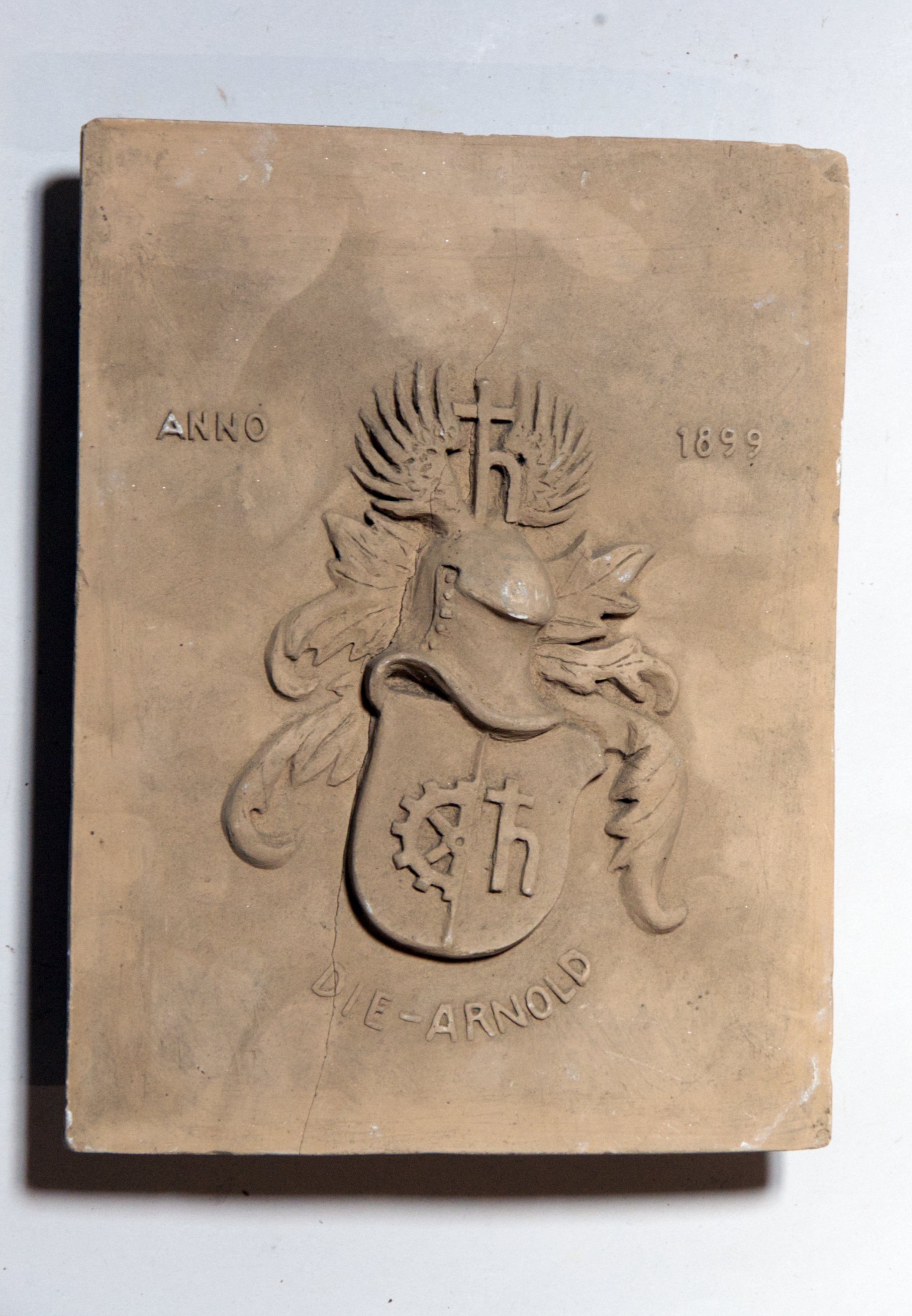 Bildkachel mit Wappen (Museen Kohren-Sahlis - Töpfermuseum CC BY-NC-SA)
