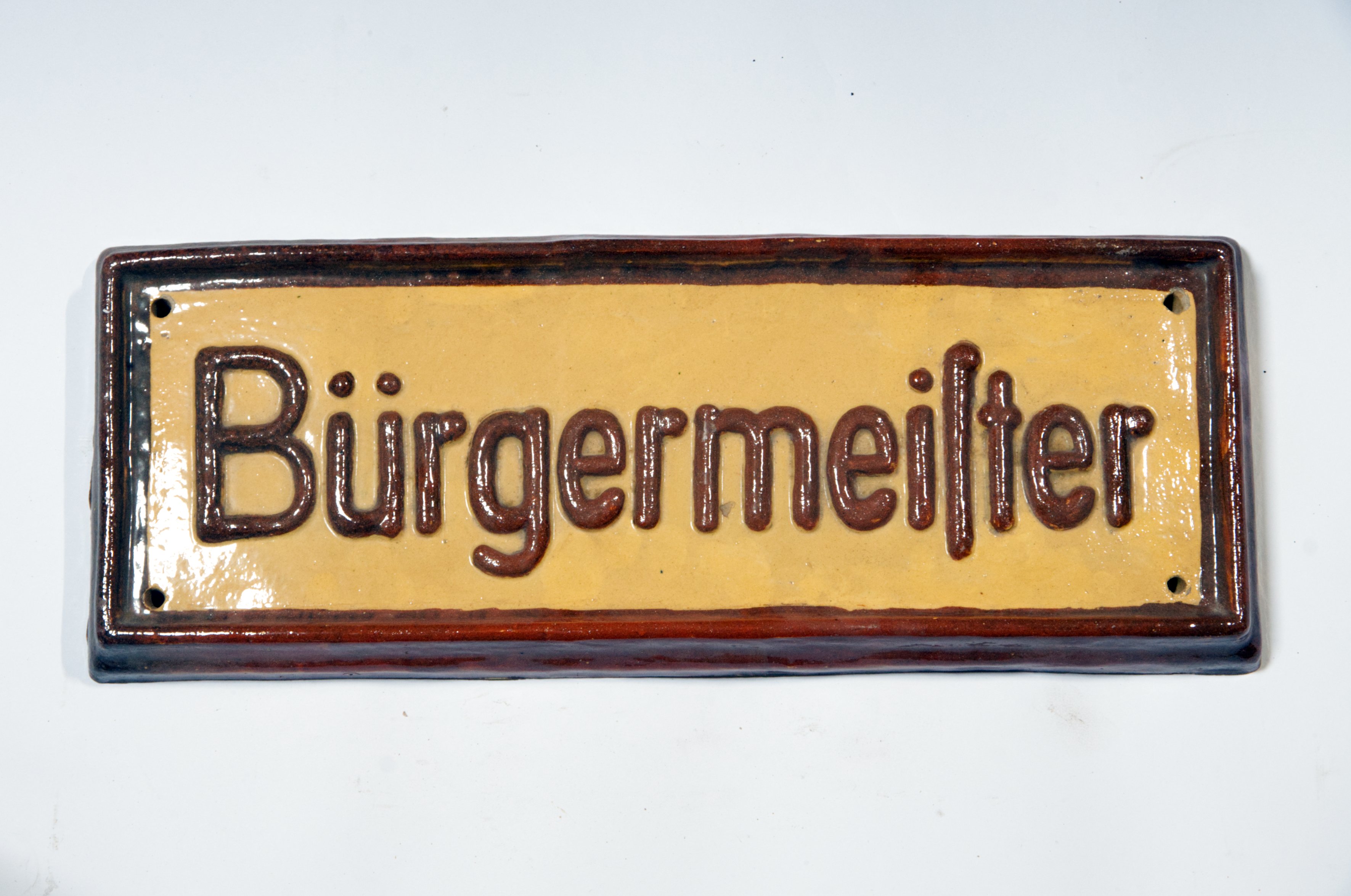 Keramik-Schild "Bürgermeister" (Museen Kohren-Sahlis - Töpfermuseum CC BY-NC-SA)