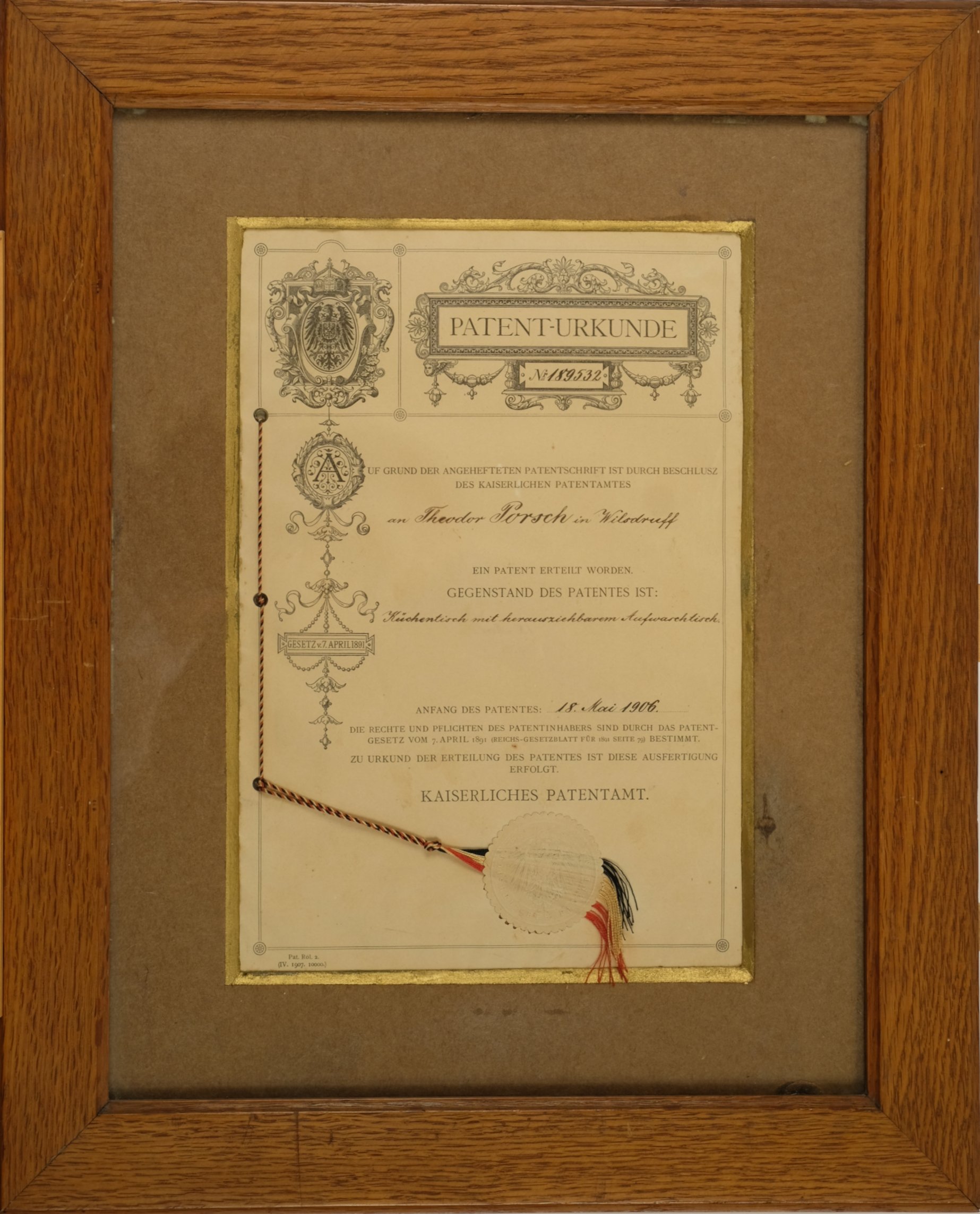 Urkunde: Patent ausziehbarer Aufwaschtisch (Heimatmuseum der Stadt Wilsdruff CC BY-NC-SA)