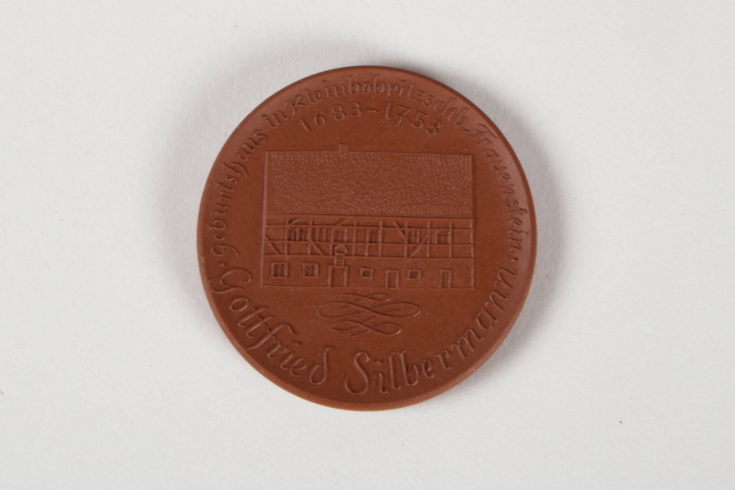 Medaille zum Geburtshaus Gottfried Silbermanns (Gottfried-Silbermann-Museum CC BY-NC-SA)