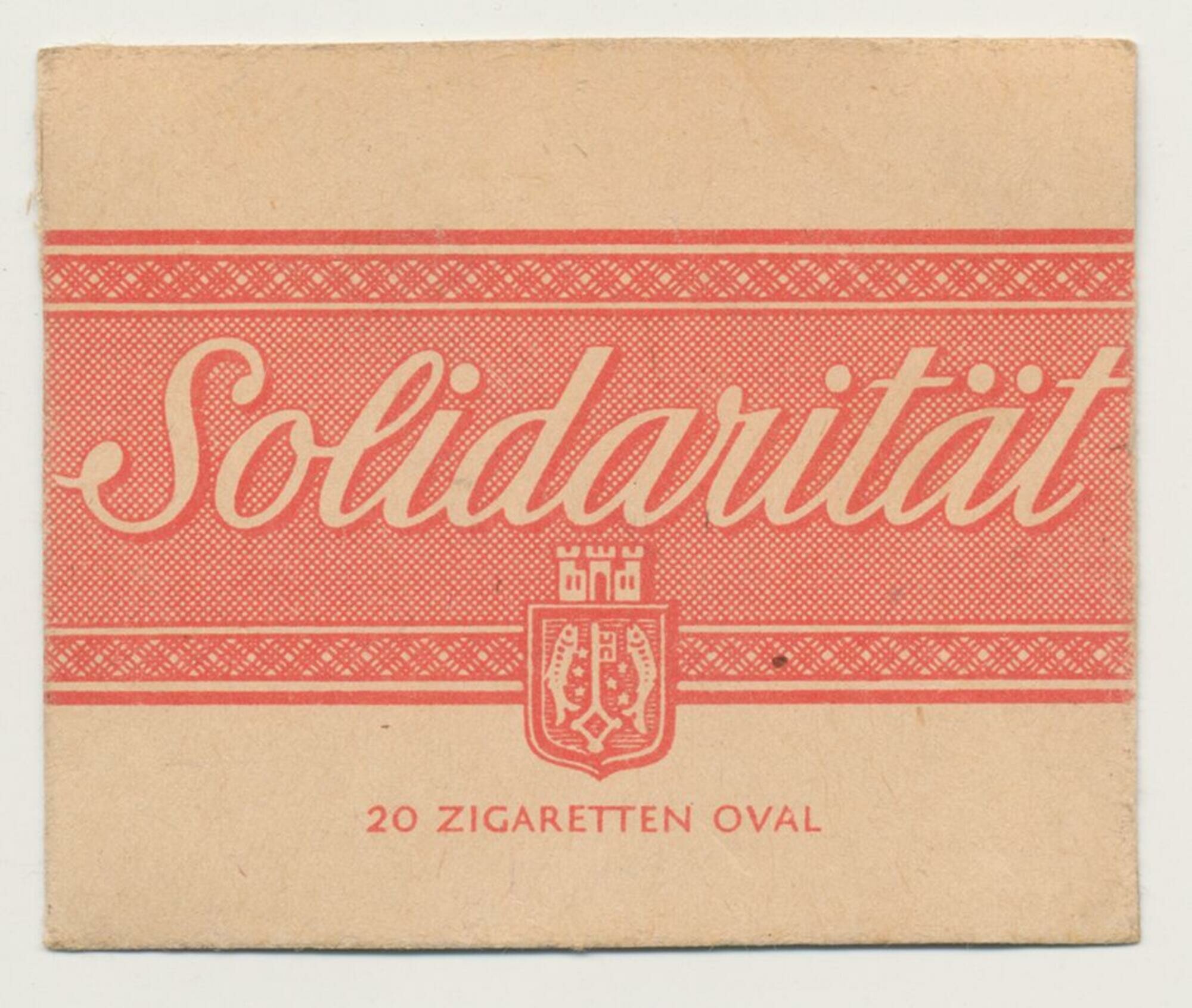 Packungszuschnitt einer Zigarettenschachtel der Marke "Solidarität" (Stadtmuseum Dresden CC BY-NC-ND)