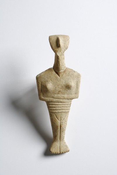 Weibliches Idol (Grassi Museum für Angewandte Kunst CC BY-NC-SA)