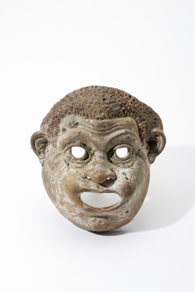 Maske der Neuen Komödie (Grassi Museum für Angewandte Kunst CC BY-NC-SA)