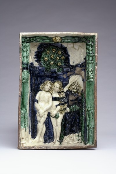 Ofenkachel mit Darstellung der Vertreibung aus dem Paradies (Grassi Museum für Angewandte Kunst CC BY-NC-SA)