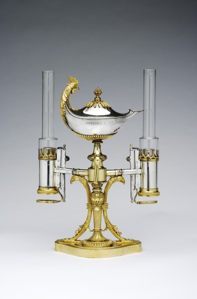Argand-Lampe (Grassi Museum für Angewandte Kunst CC BY-NC-SA)