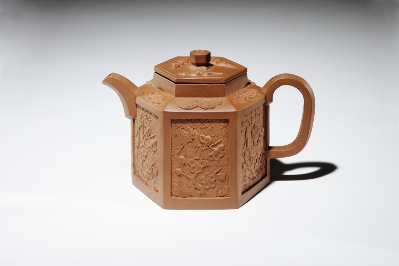 Teekännchen (Grassi Museum für Angewandte Kunst CC BY-NC-SA)