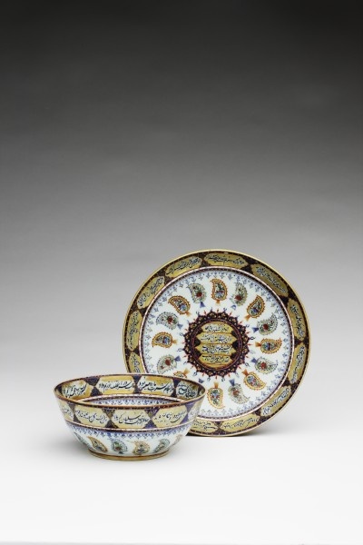 Teeschale und Teller (Grassi Museum für Angewandte Kunst CC BY-NC-SA)