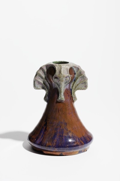 Vase mit Seepferdchenkopf (GRASSI Museum für Angewandte Kunst CC BY-NC-SA)