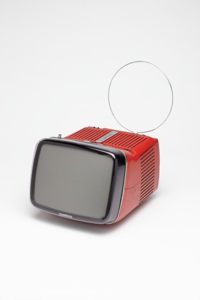 Tragbares TV-Gerät „Algol 11“ (GRASSI Museum für Angewandte Kunst CC BY-NC-SA)